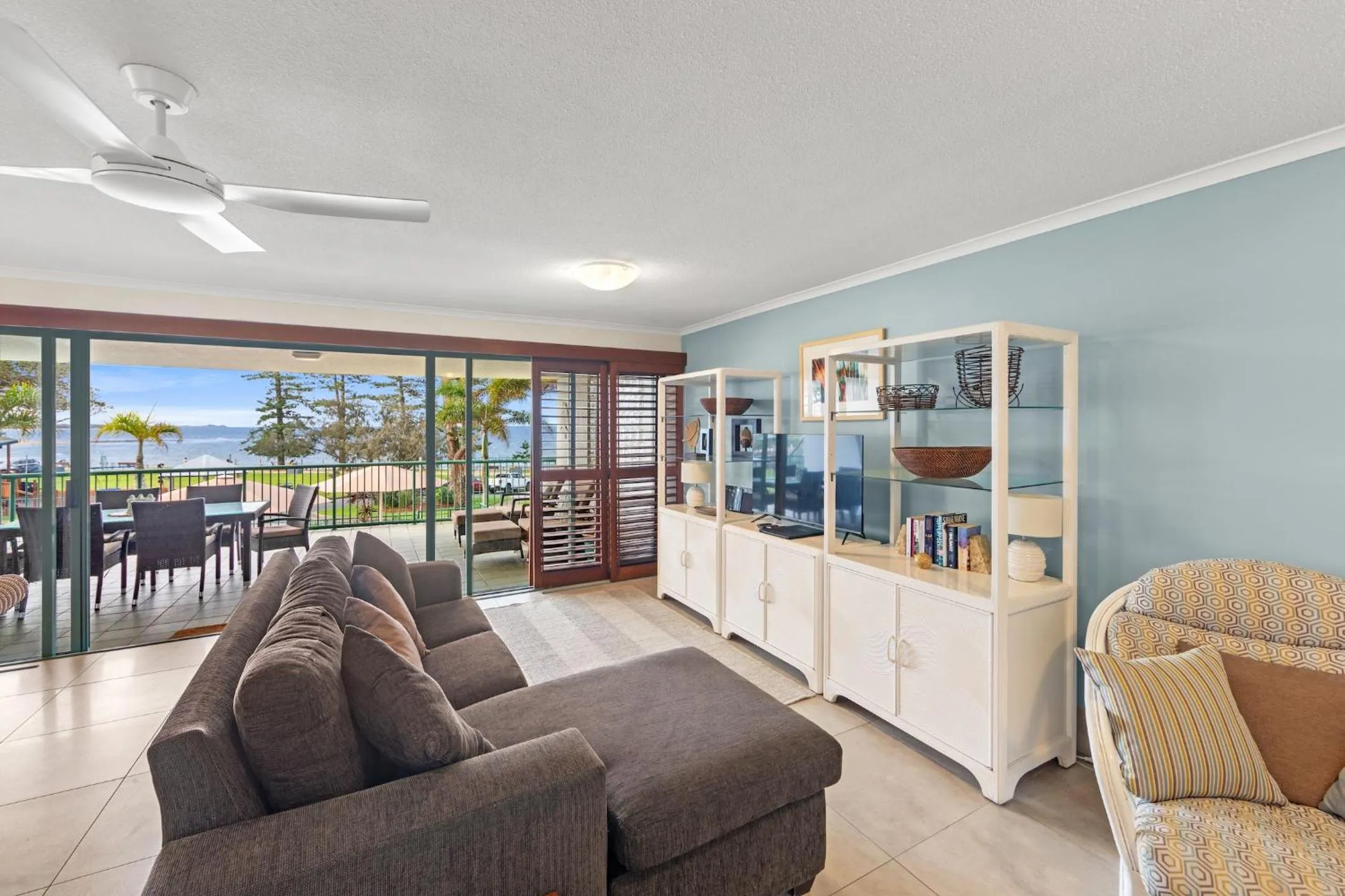 Living room in The Norfolks on Moffat Beach