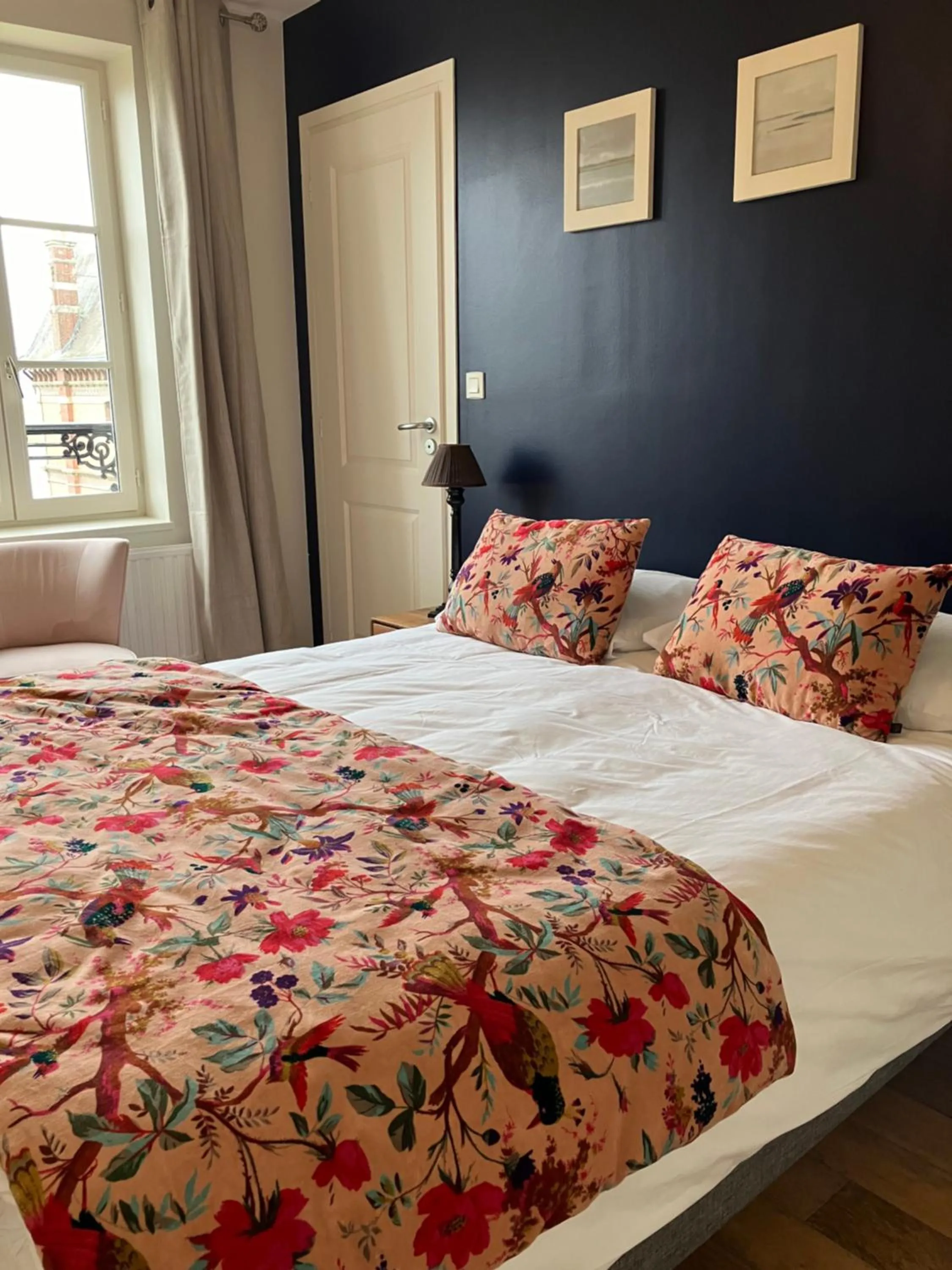 Photo of the whole room, Bed in Chambres avec Vue