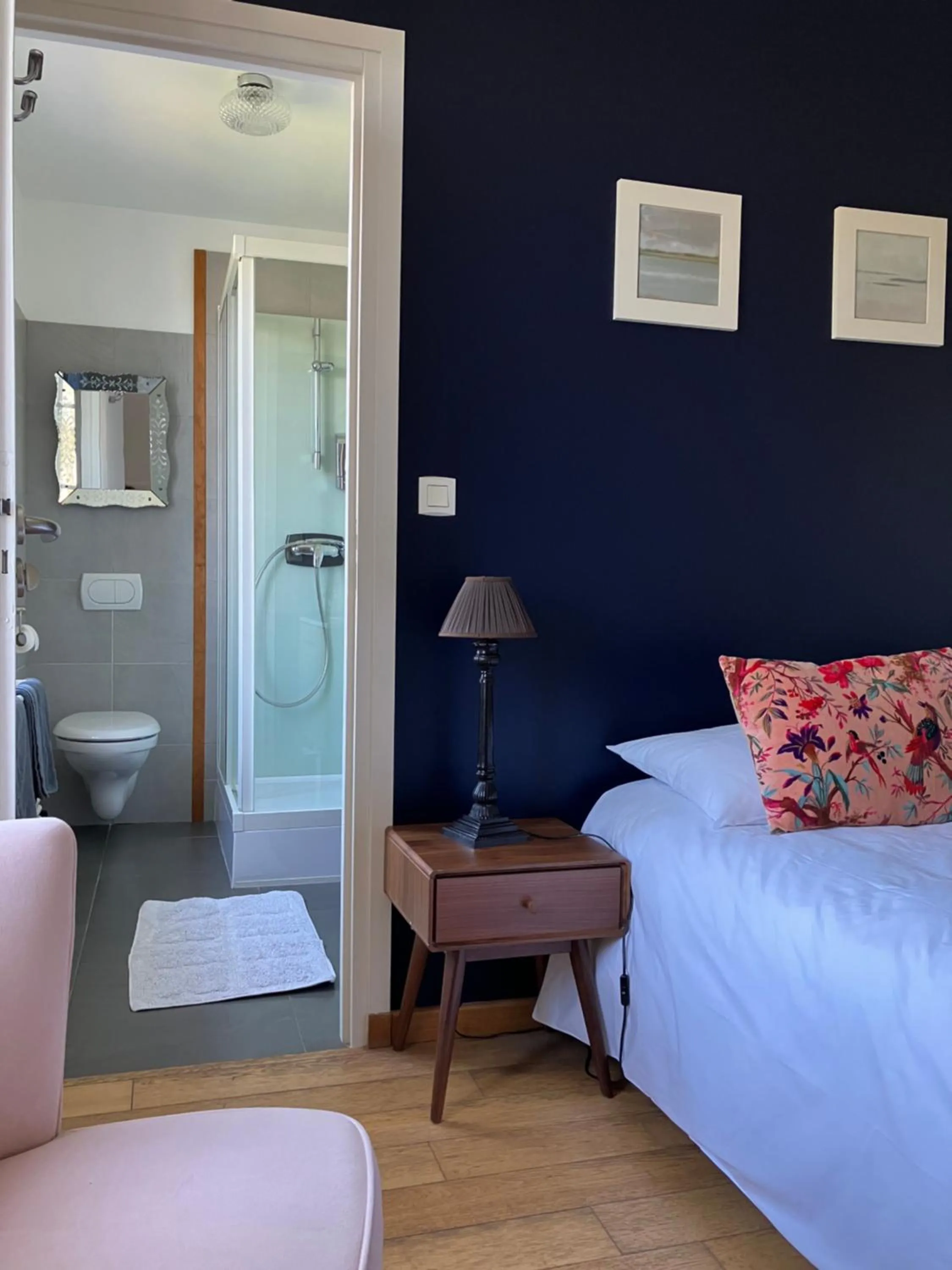 Photo of the whole room, Bed in Chambres avec Vue