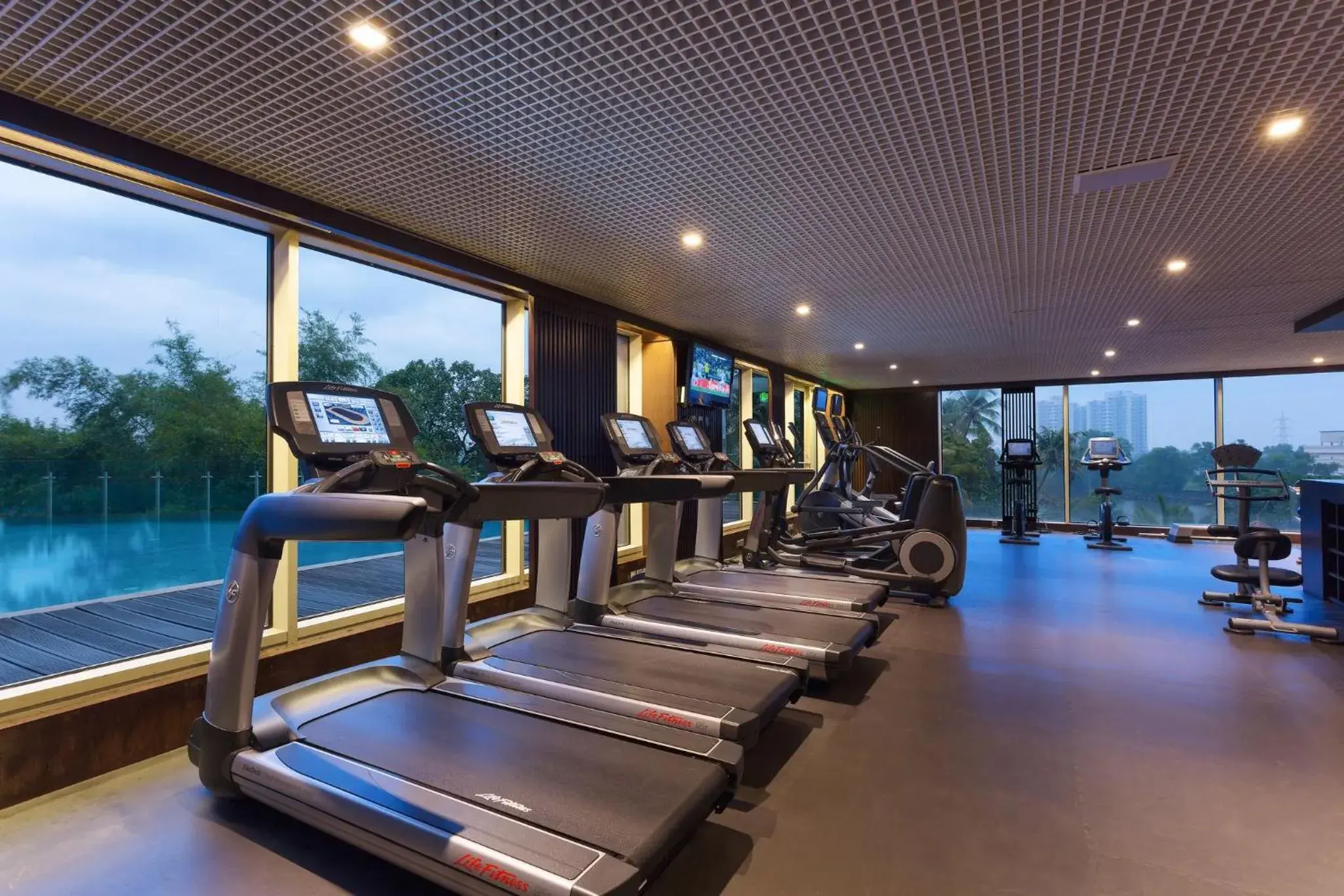 Fitness centre/facilities in Crowne Plaza Kochi by IHG Fitness centre/facilities in Crowne Plaza Kochi by IHG