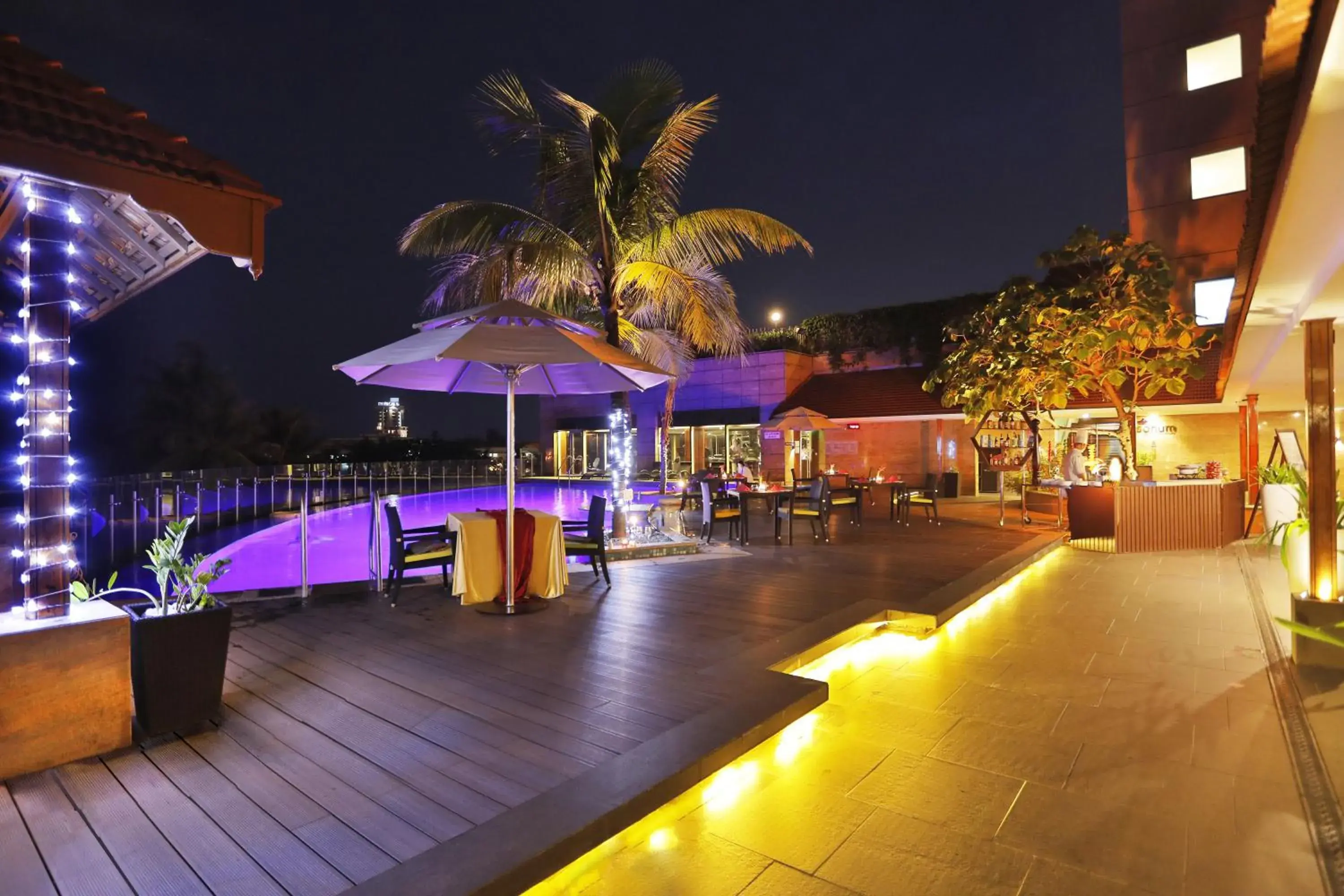 Restaurant/places to eat in Crowne Plaza Kochi by IHG Restaurant/places to eat in Crowne Plaza Kochi by IHG