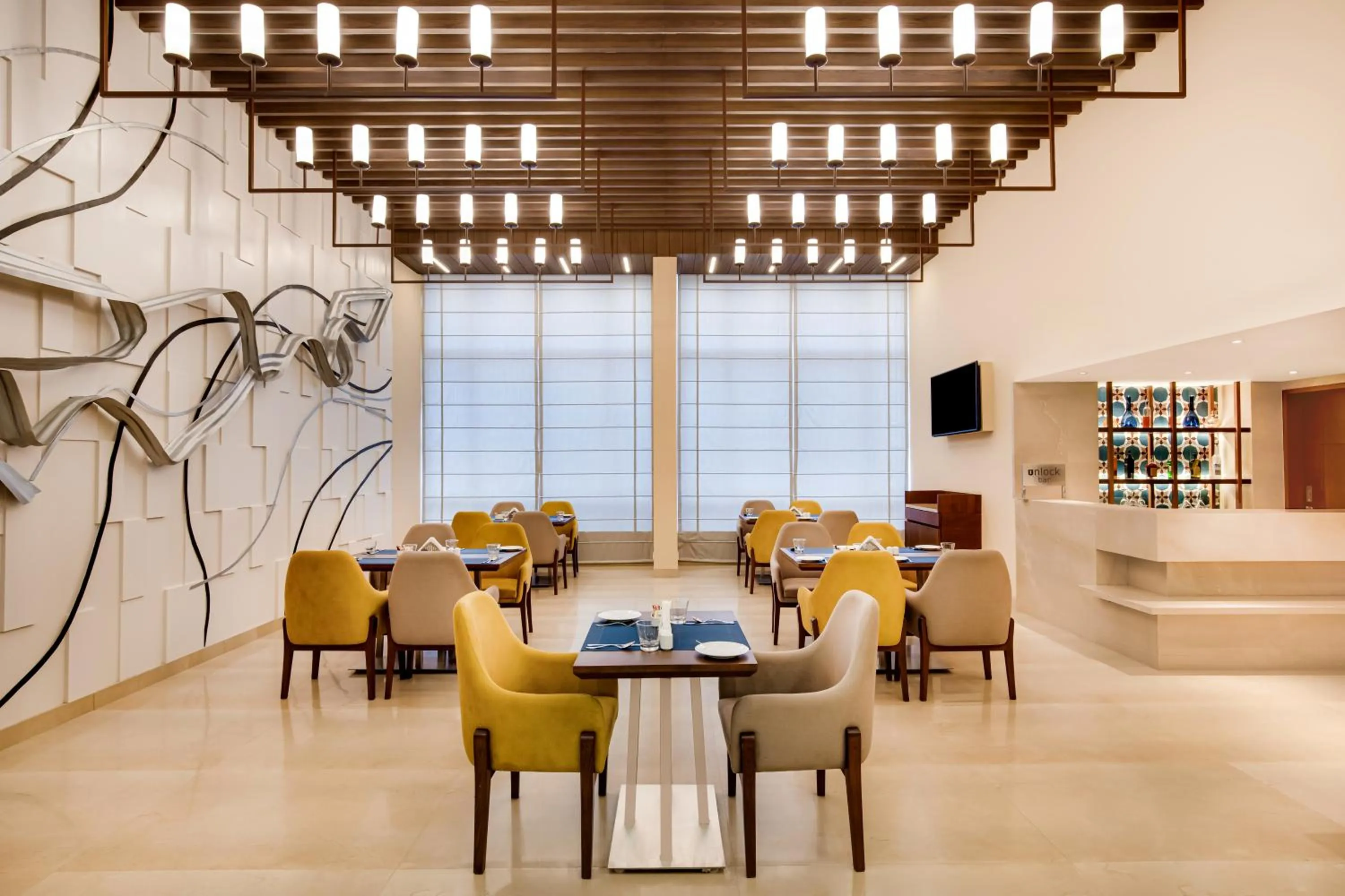 Restaurant/places to eat in Hotel Aketa Rajpur Road Dehradun, Dehradun