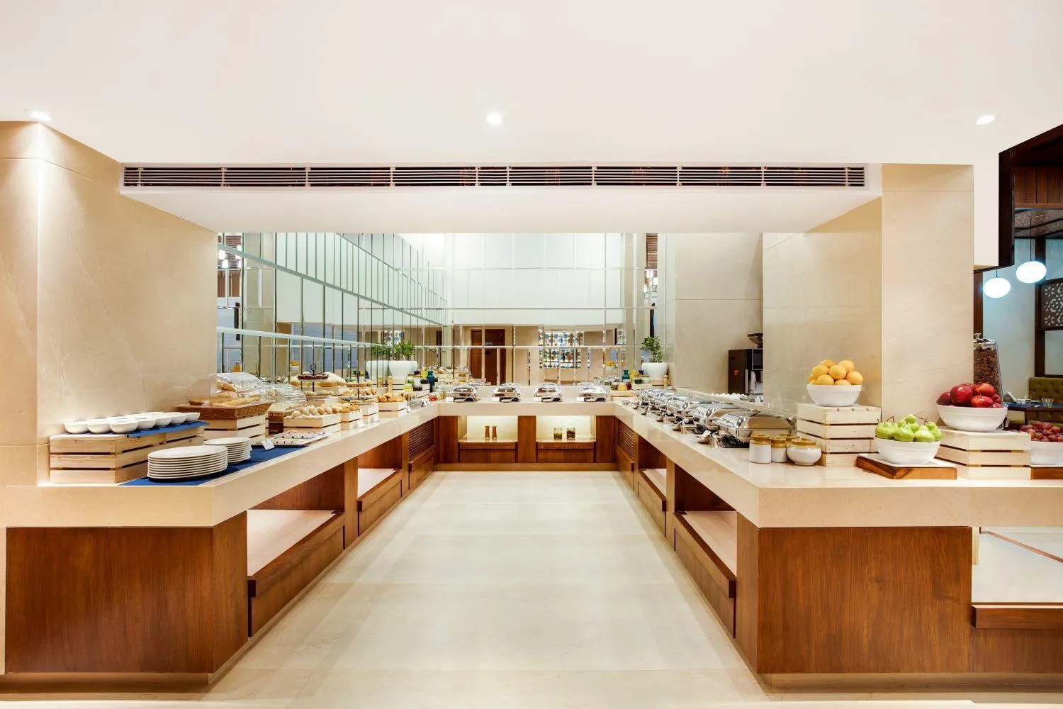 Restaurant/places to eat in Hotel Aketa Rajpur Road Dehradun, Dehradun