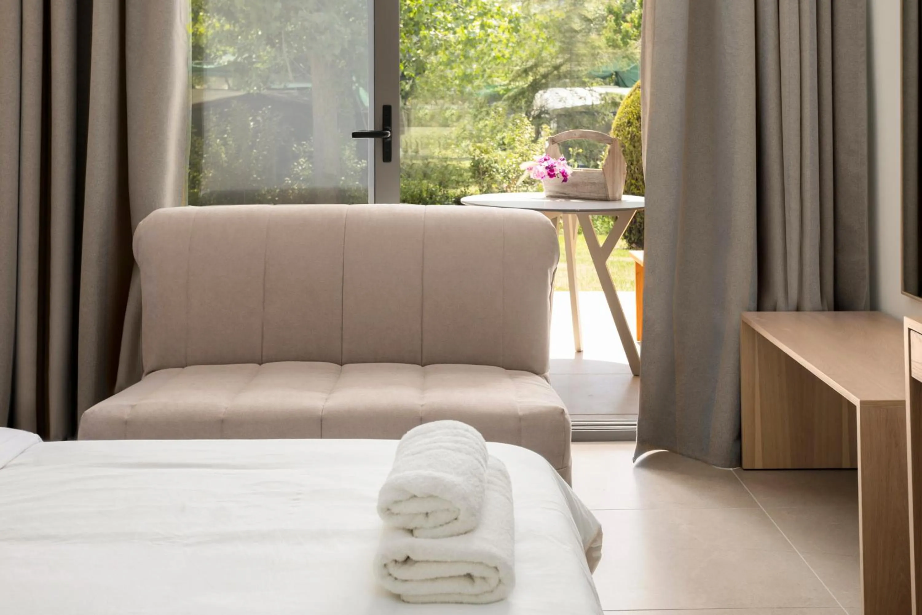 Bedroom, Bed in Akti Retzika