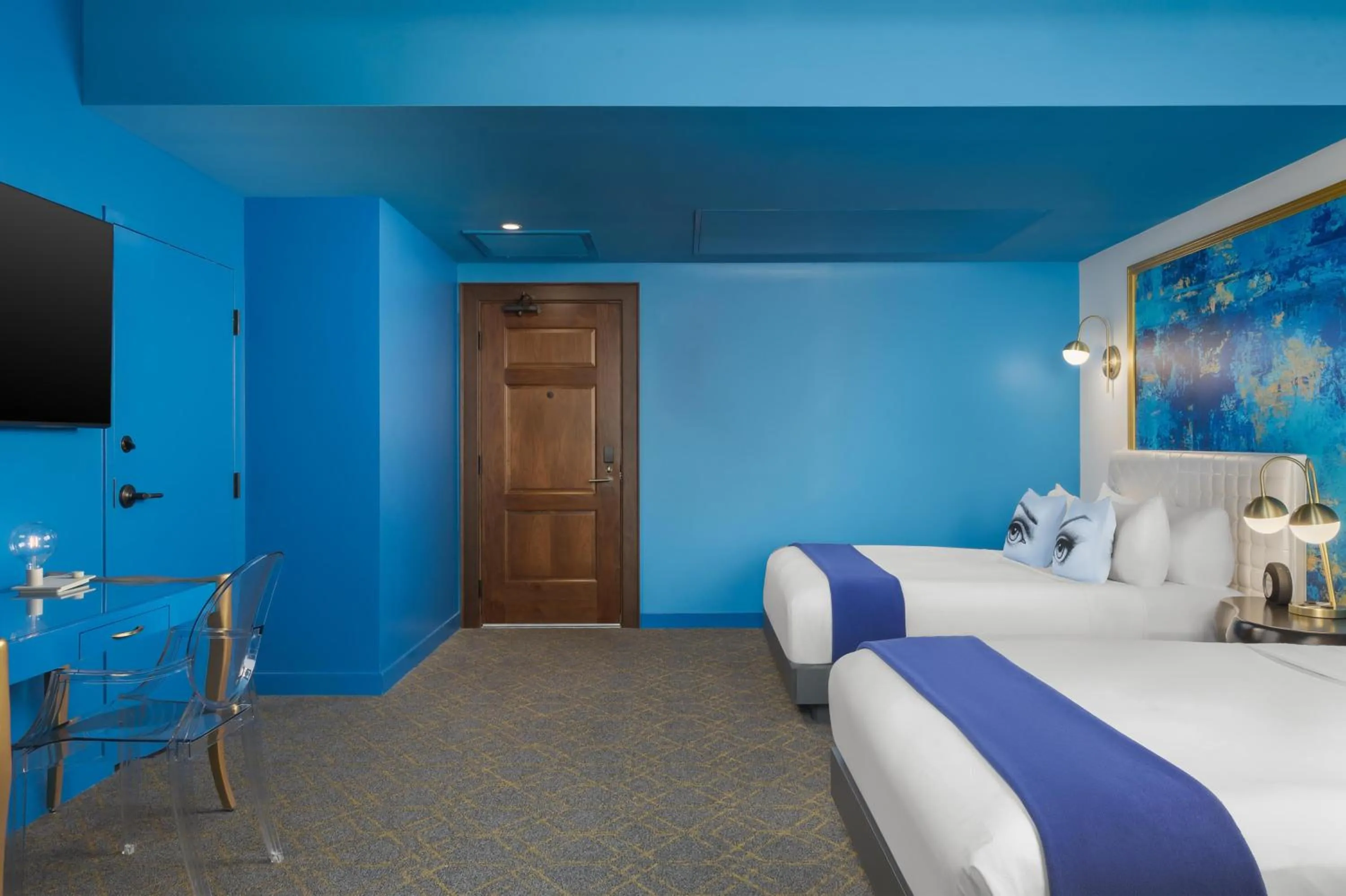 Bed in Angad Arts Hotel St Louis, Tapestry Collection by Hilton