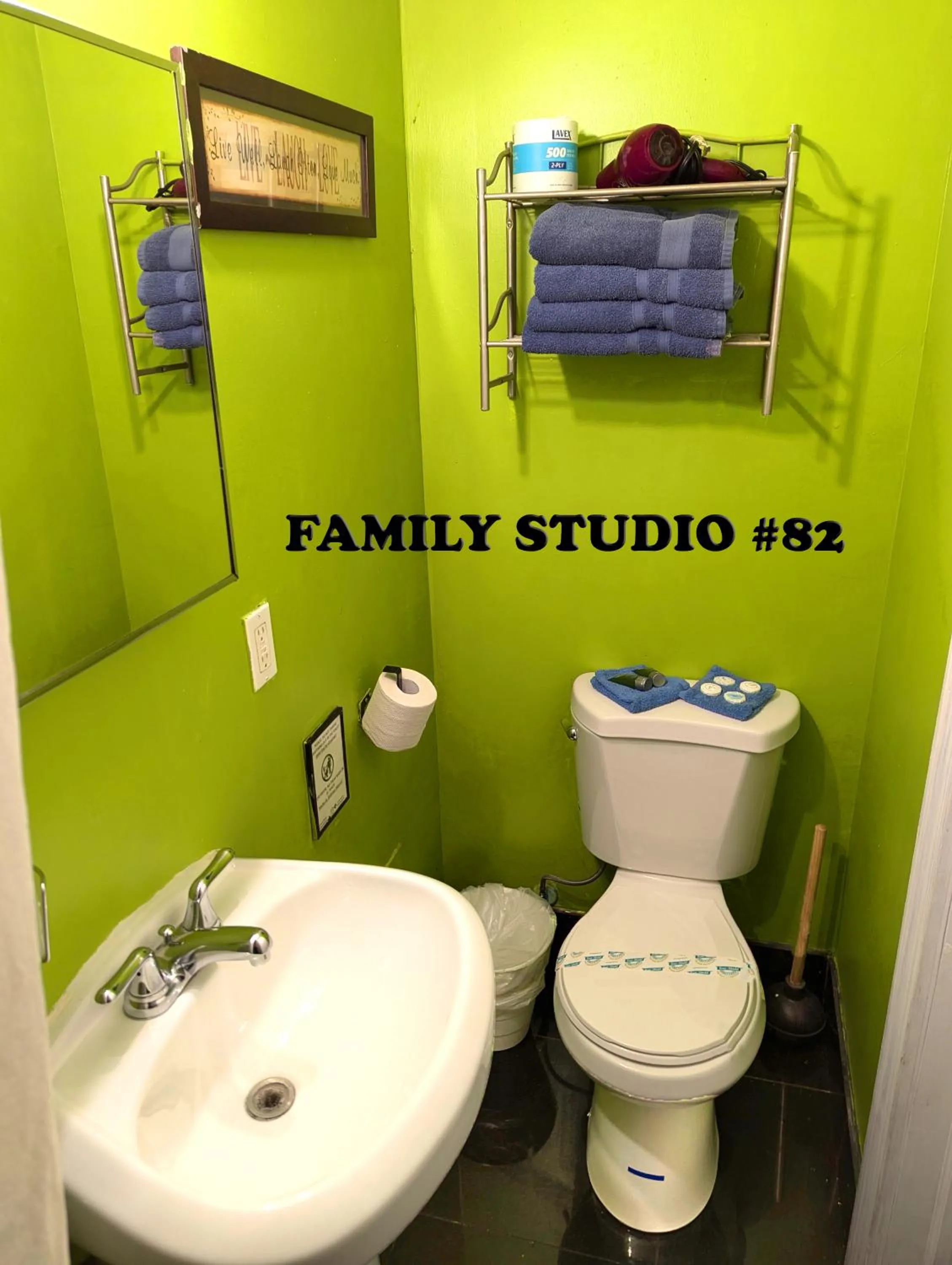 Bathroom in NYC Empire Apartments