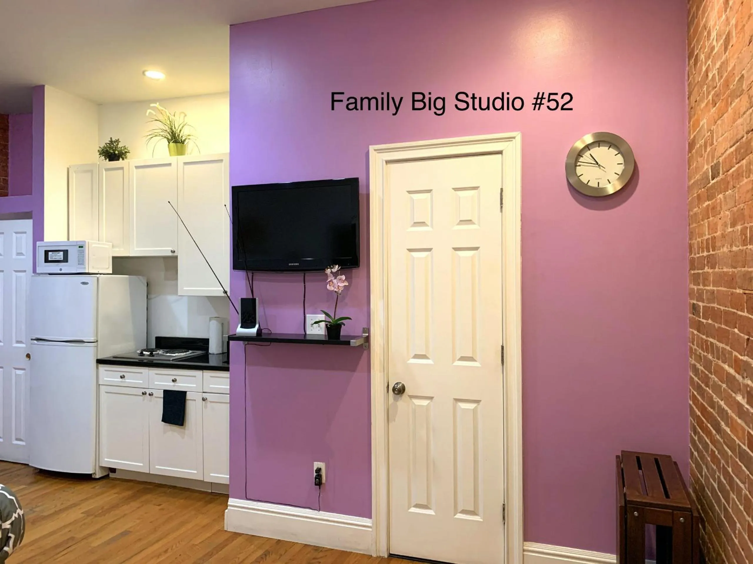 TV and multimedia in NYC Empire Apartments