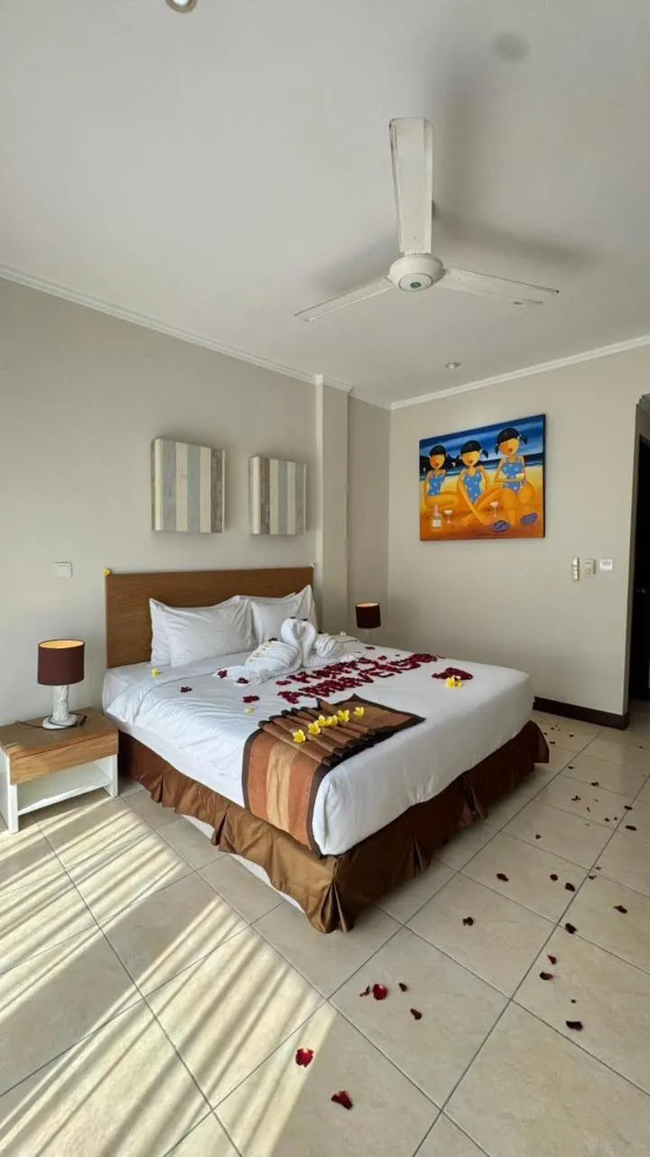 Bedroom, Bed in Kuta Town House Apartments