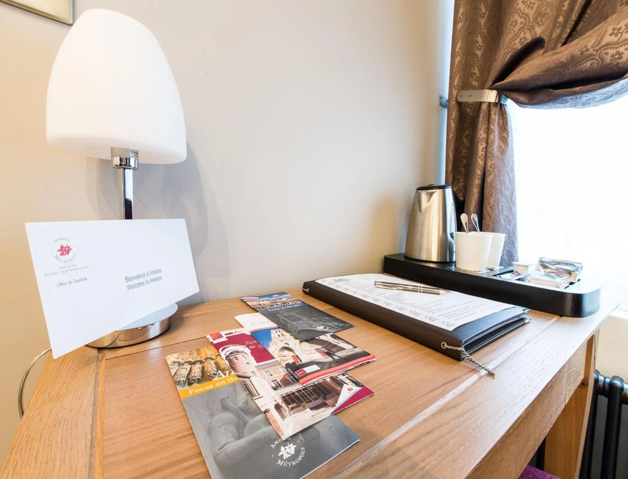 Coffee/tea facilities in Hôtel Spa Marotte