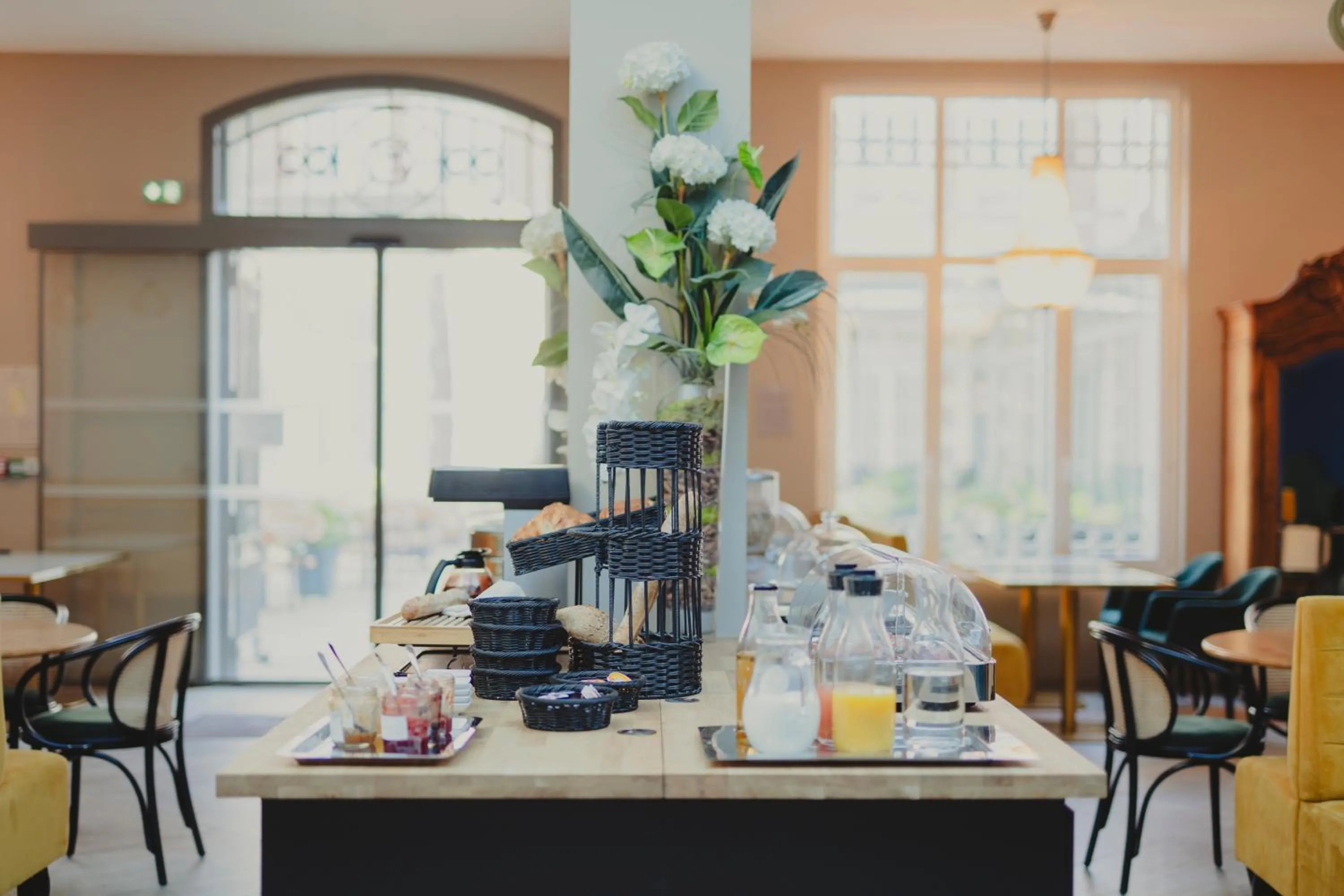 Food and drinks in Hôtel Spa Marotte