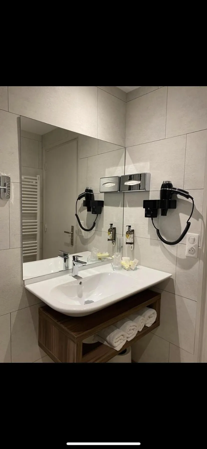 Bathroom in Hotel Europa
