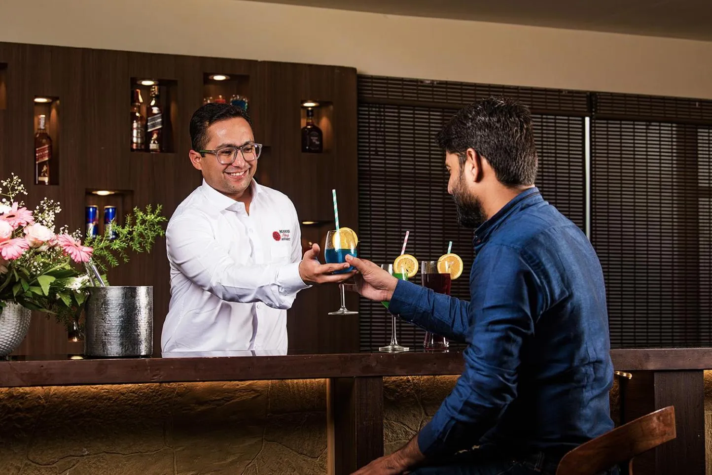 Lounge or bar in Manas Lifestyle Resort Igatpuri