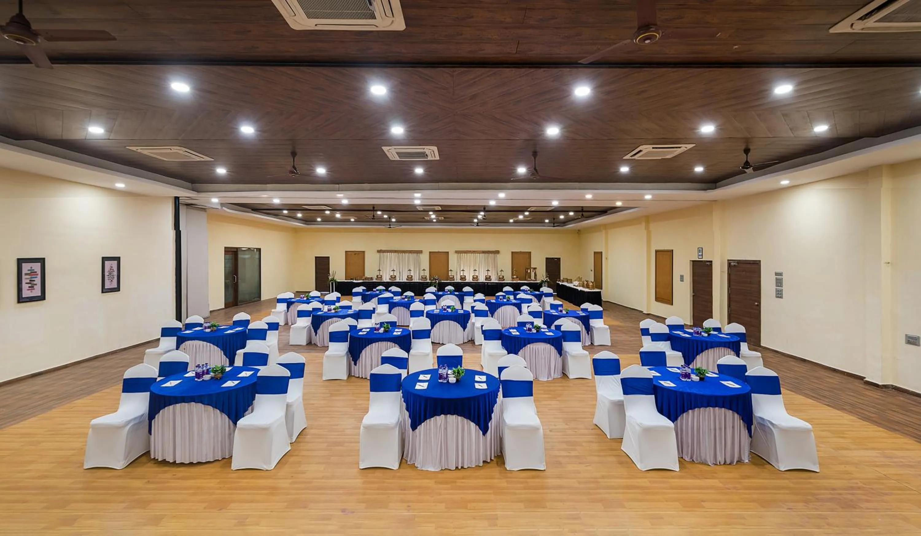 Meeting/conference room in Manas Lifestyle Resort Igatpuri