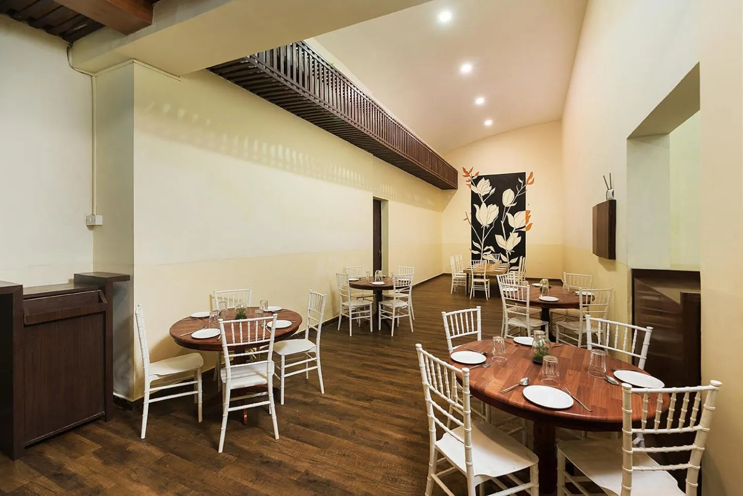 Lounge or bar in Manas Lifestyle Resort Igatpuri