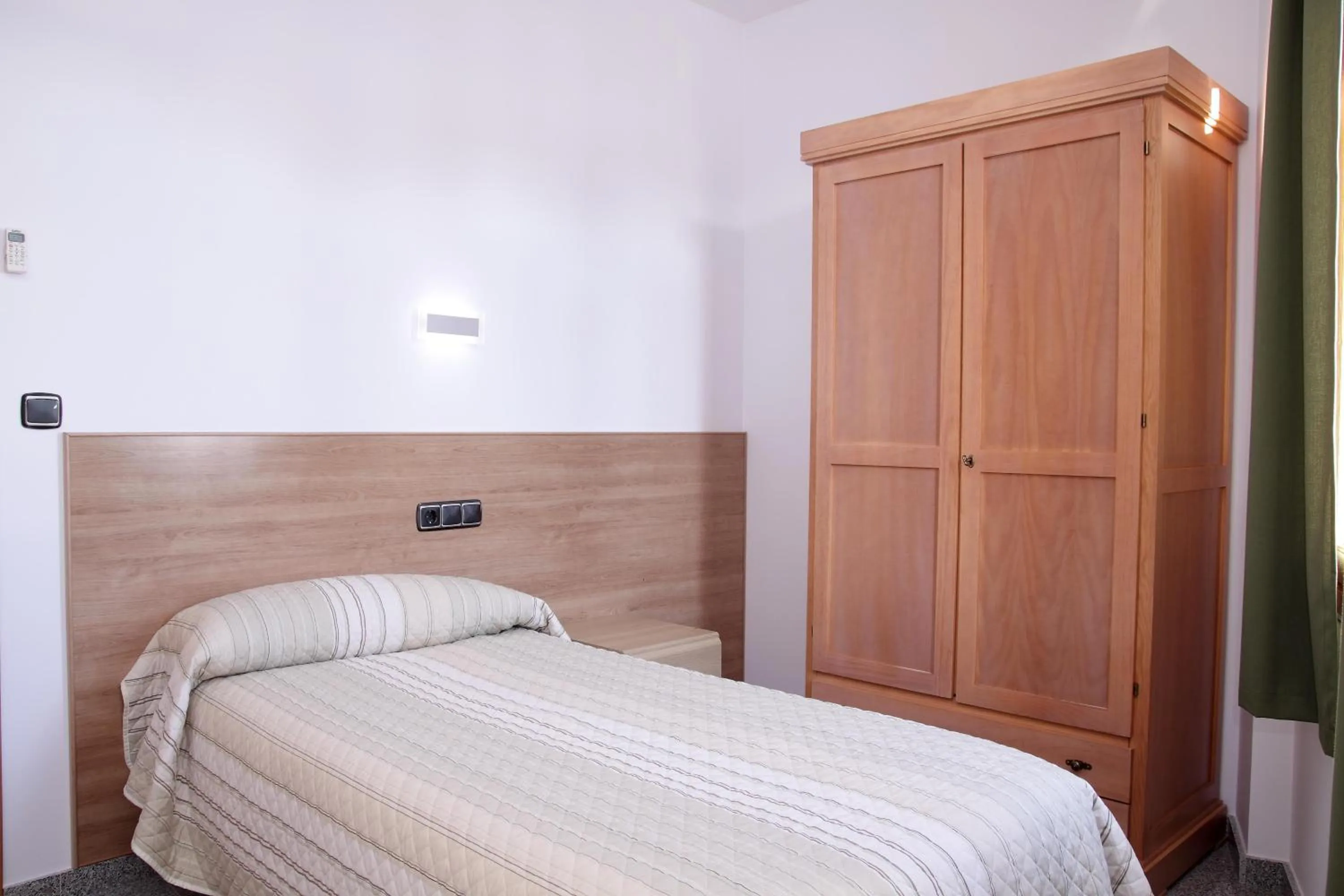 Bedroom, Bed in Hotel Albanta