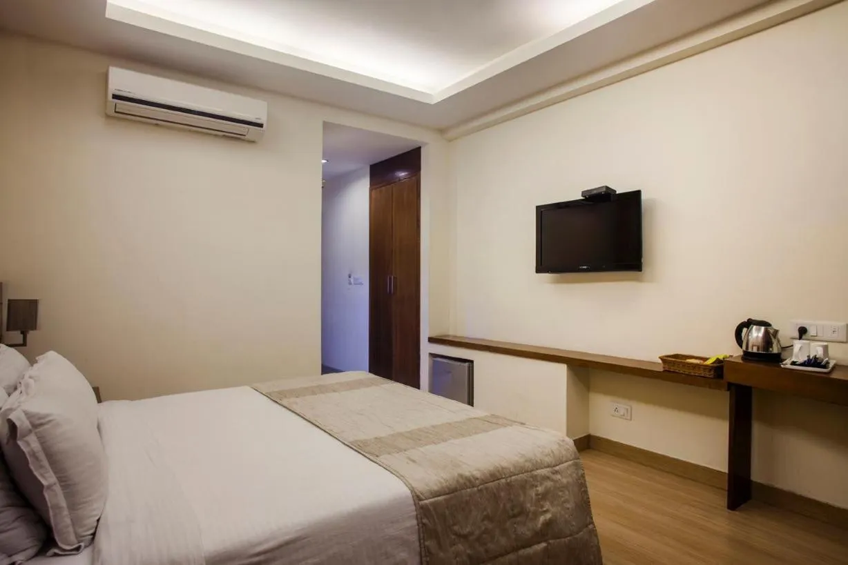 Photo of the whole room, Bed in Hotel Forest Avenue - Best Luxury Hotel in Dehradun