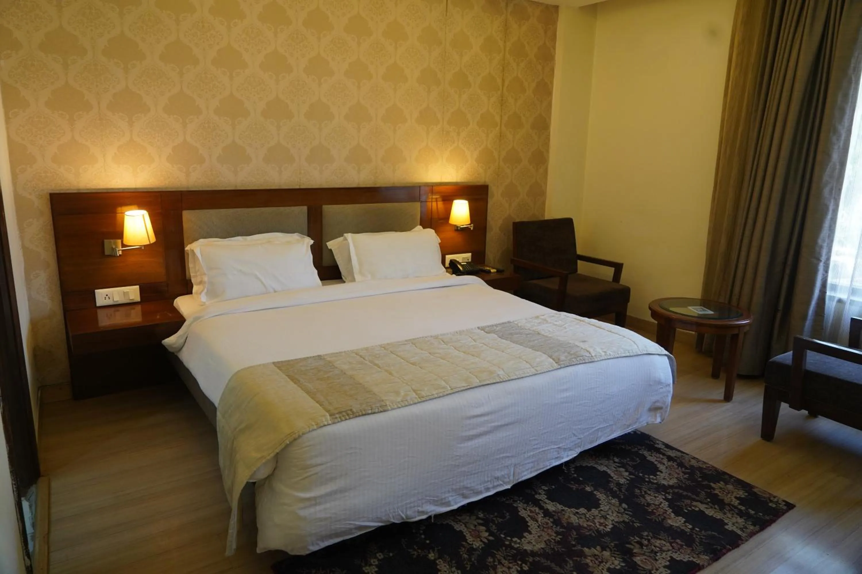 Bedroom, Bed in Hotel Forest Avenue - Best Luxury Hotel in Dehradun