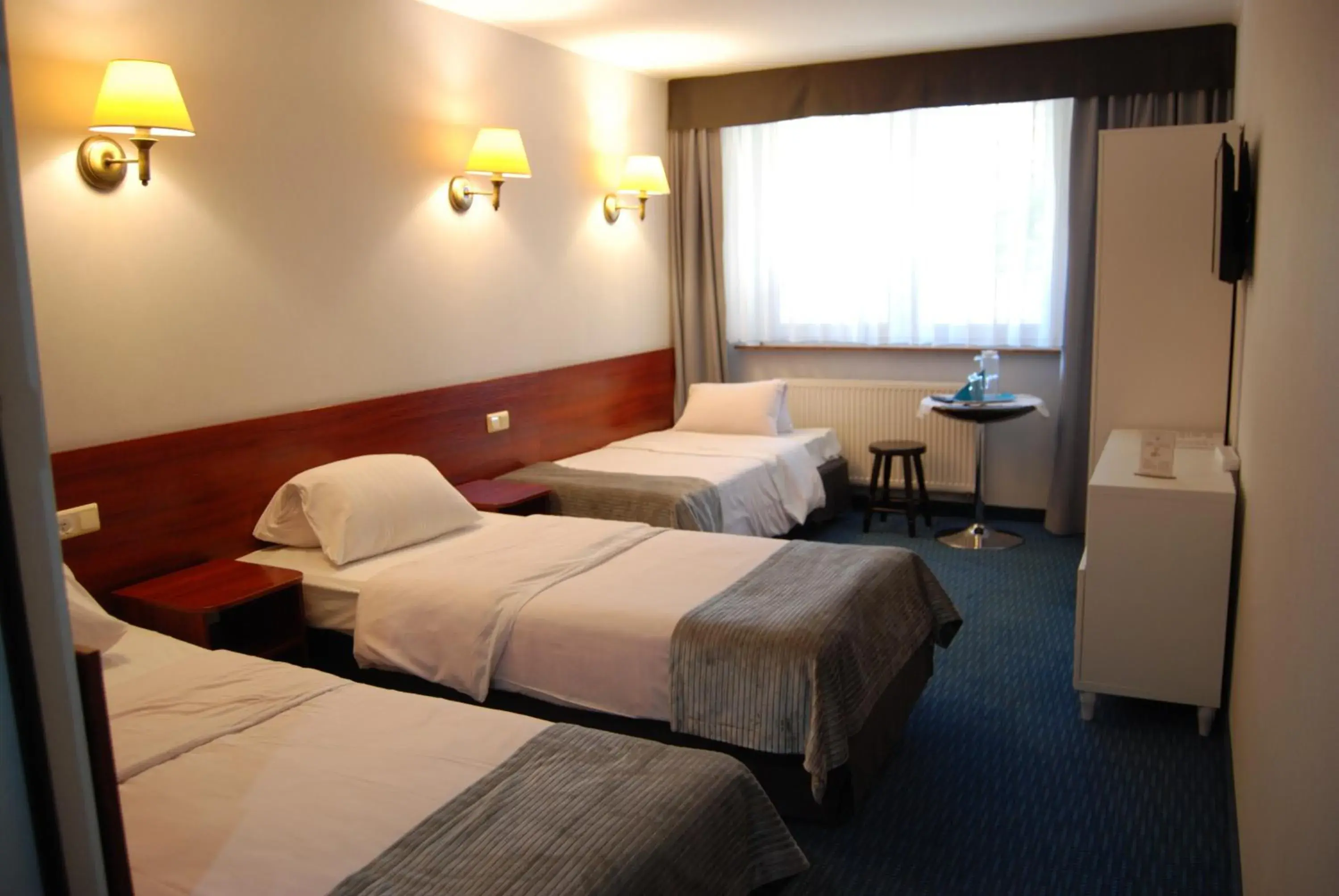 Triple Room in Amigo Hotel Triple Room in Amigo Hotel