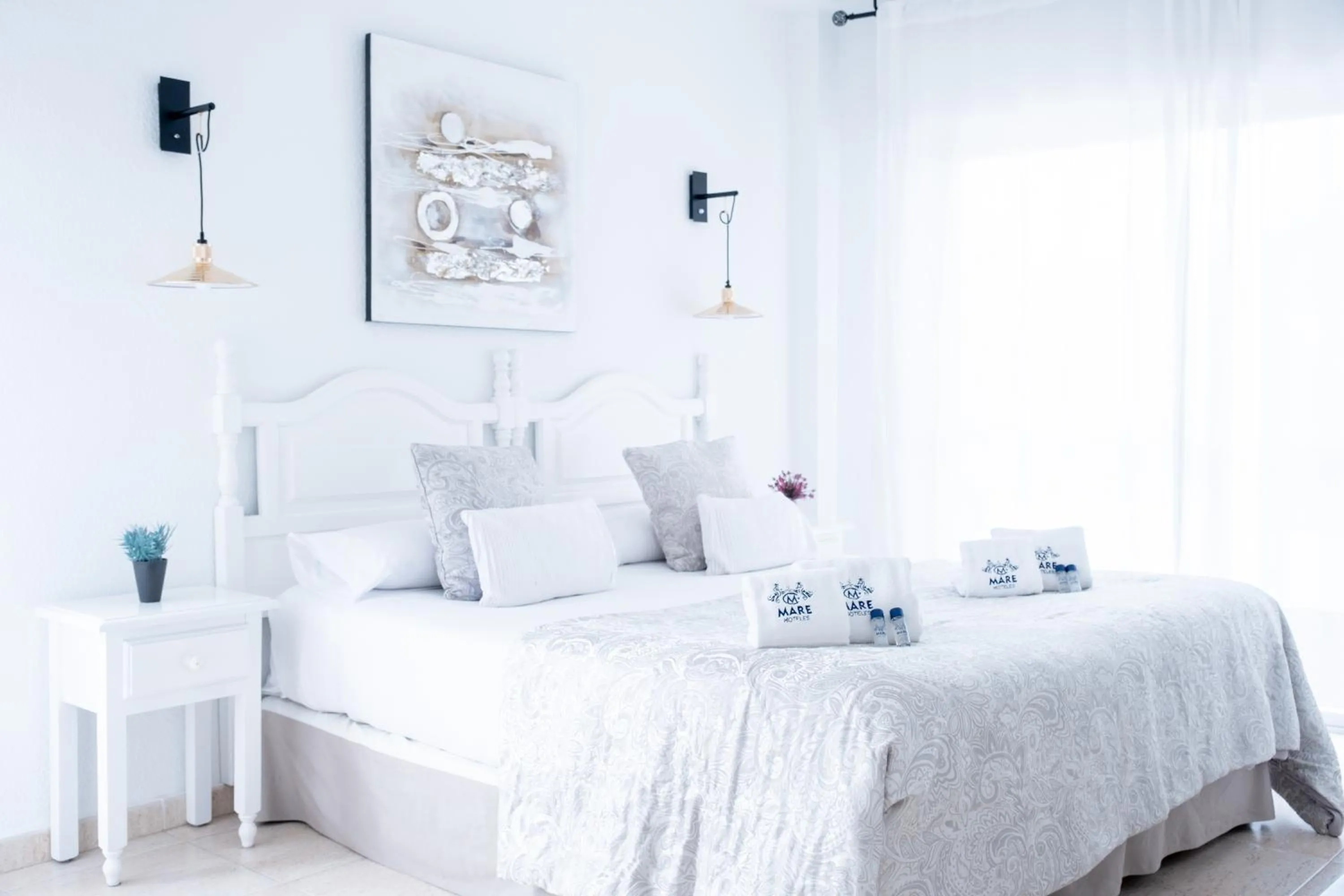 Bed in Mare Estepona Hotel