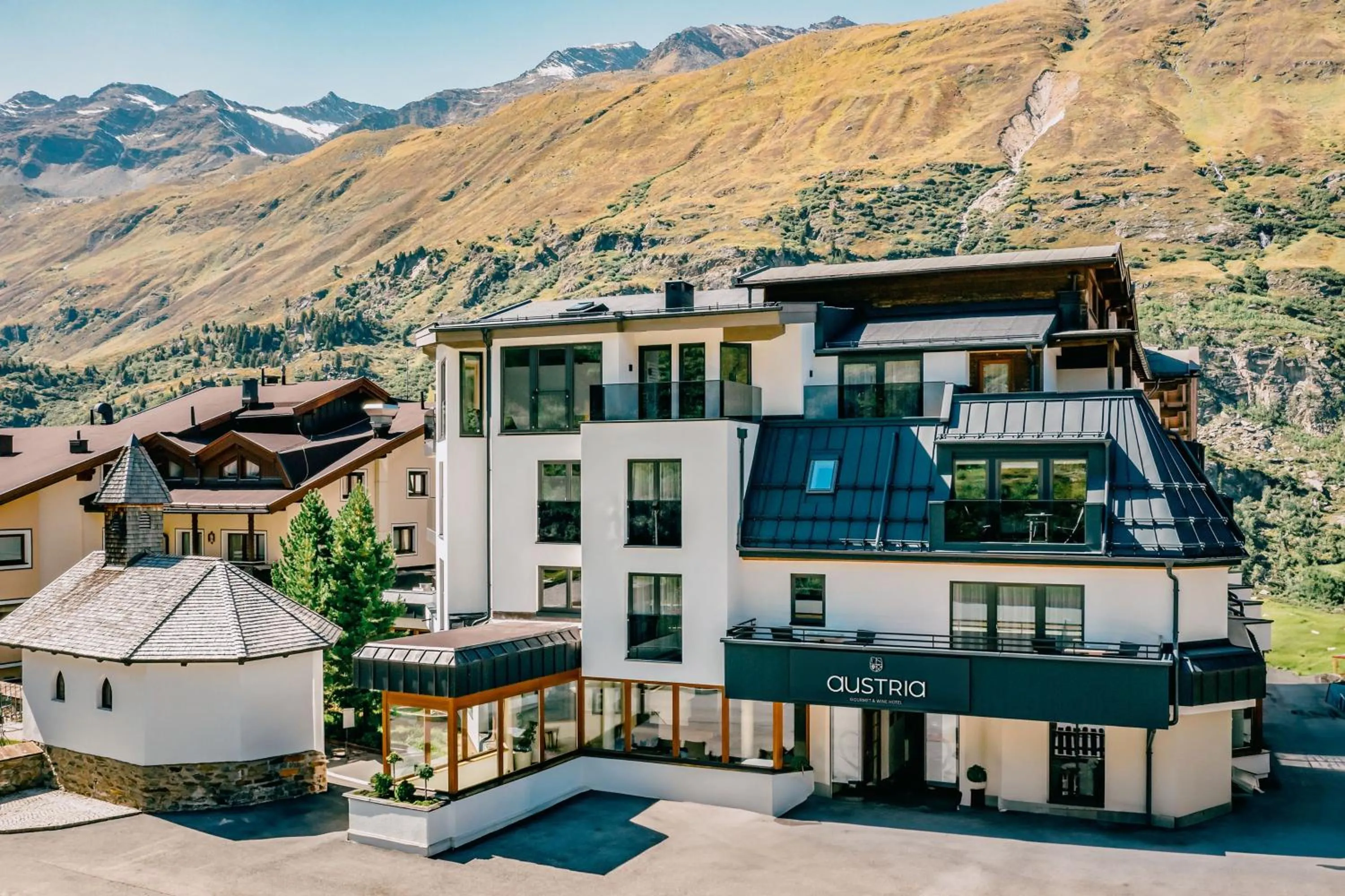 Gourmet & Wine Hotel Austria - 4 Sterne superior - Ski In Ski Out