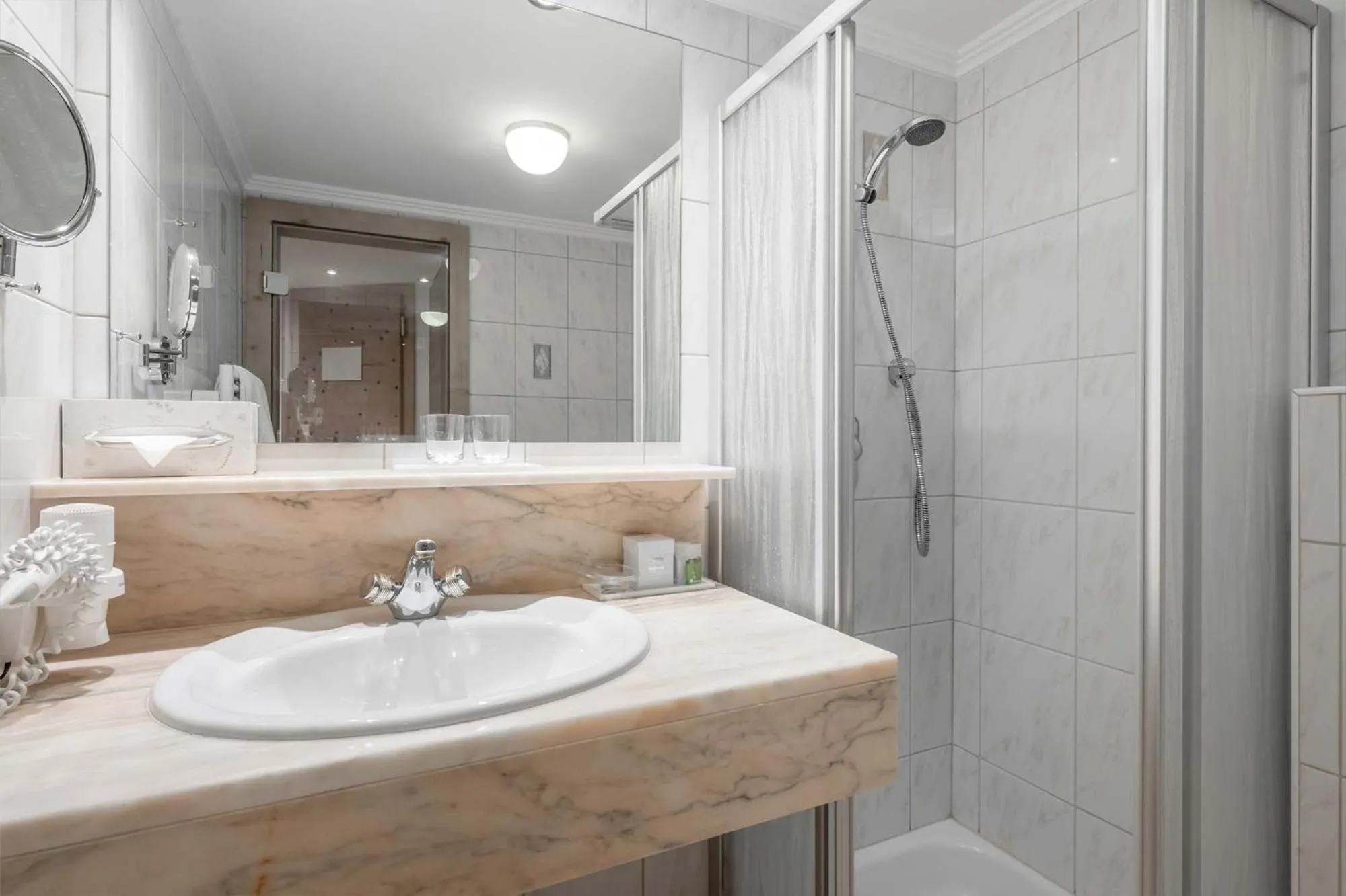 Hotel Bellevue - 4 Sterne superior