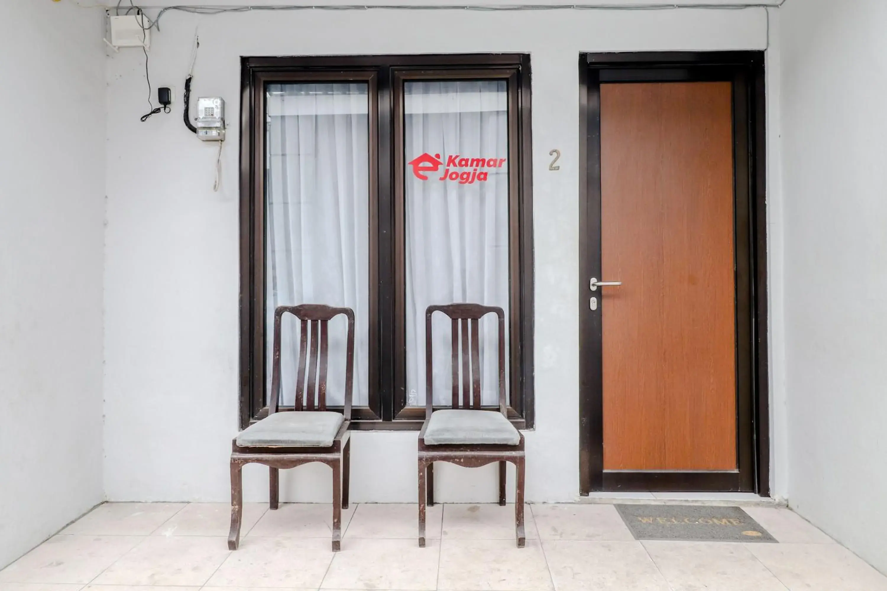 Facade/entrance in E Kamar Jogja Facade/entrance in E Kamar Jogja