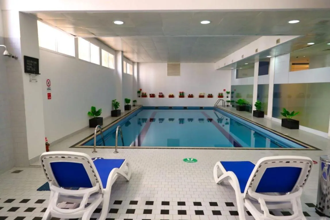 Swimming pool in Best Western Premier Muscat