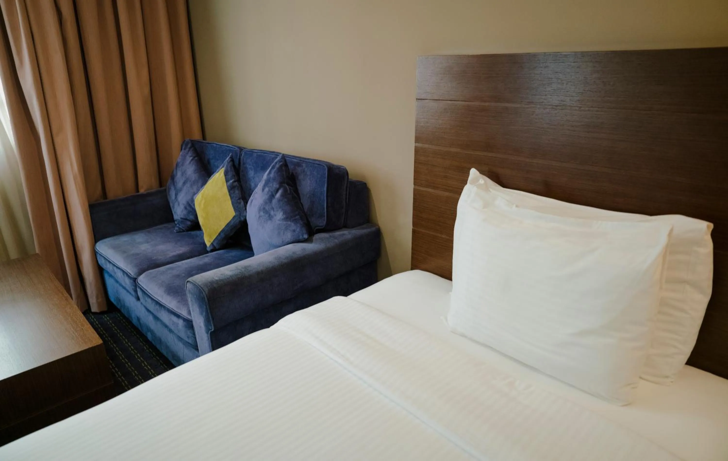 Bed in Best Western Premier Muscat
