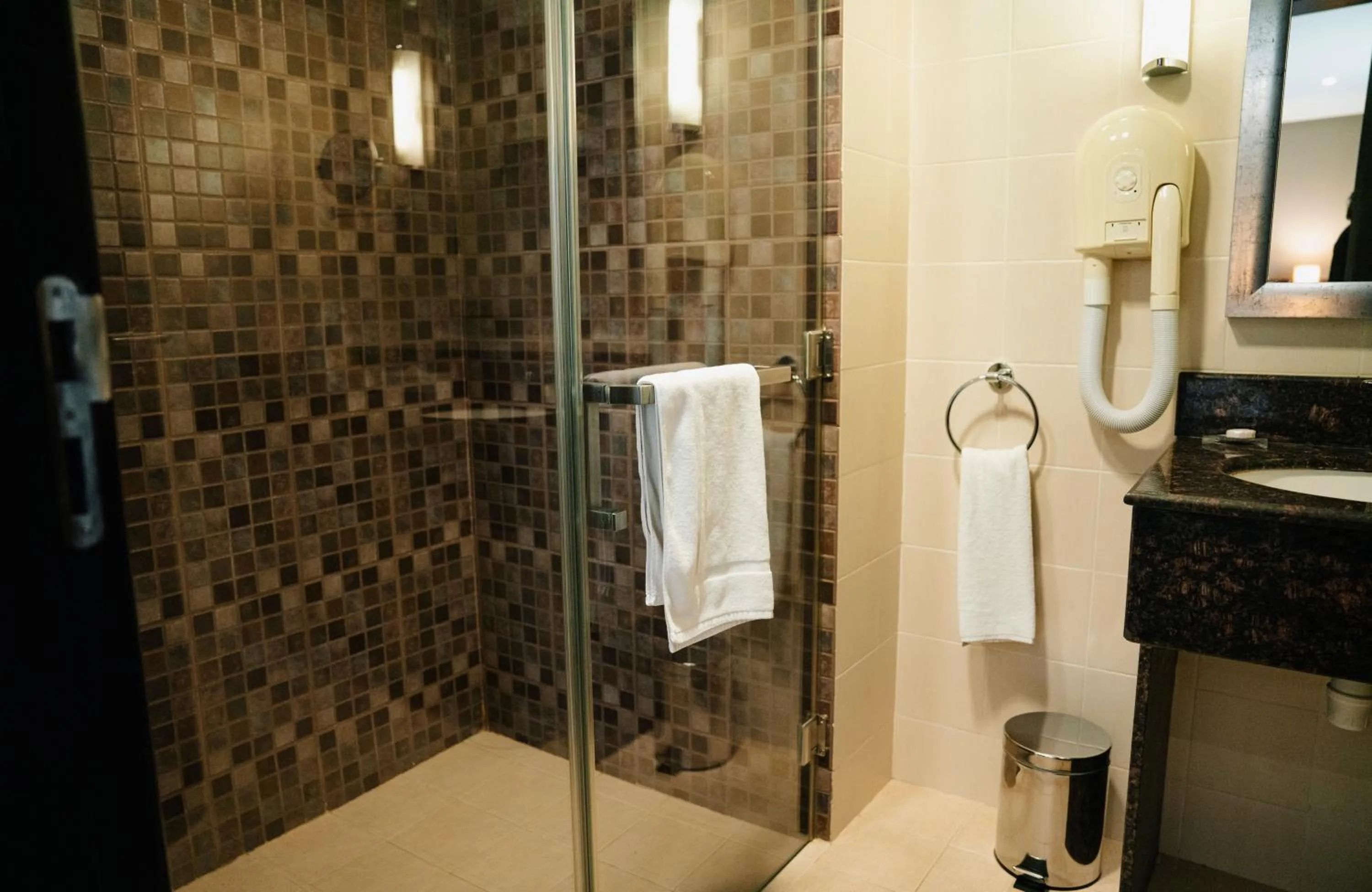 Best Western Premier Muscat