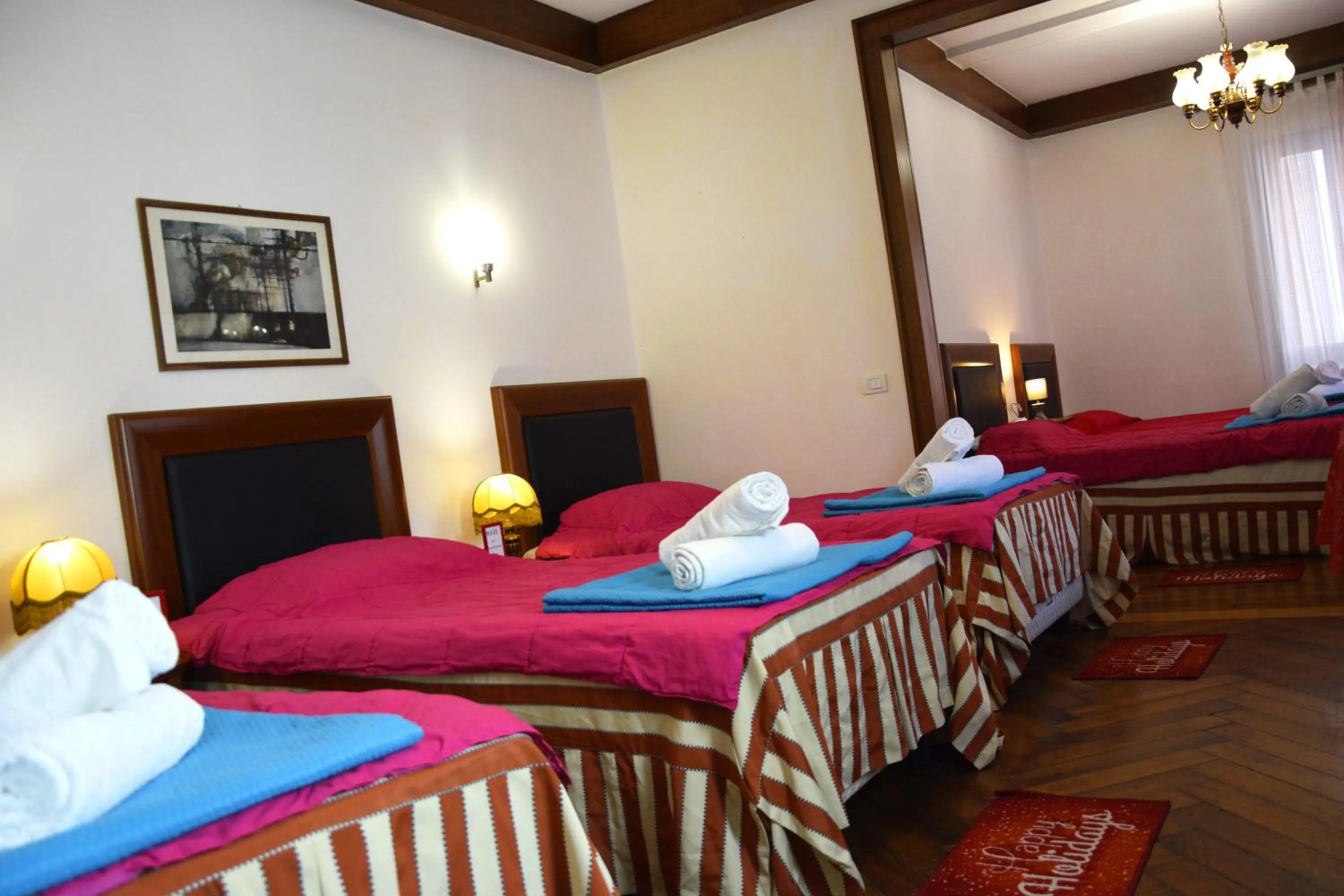 Bed in Venice Rainbow Apartment San Marco