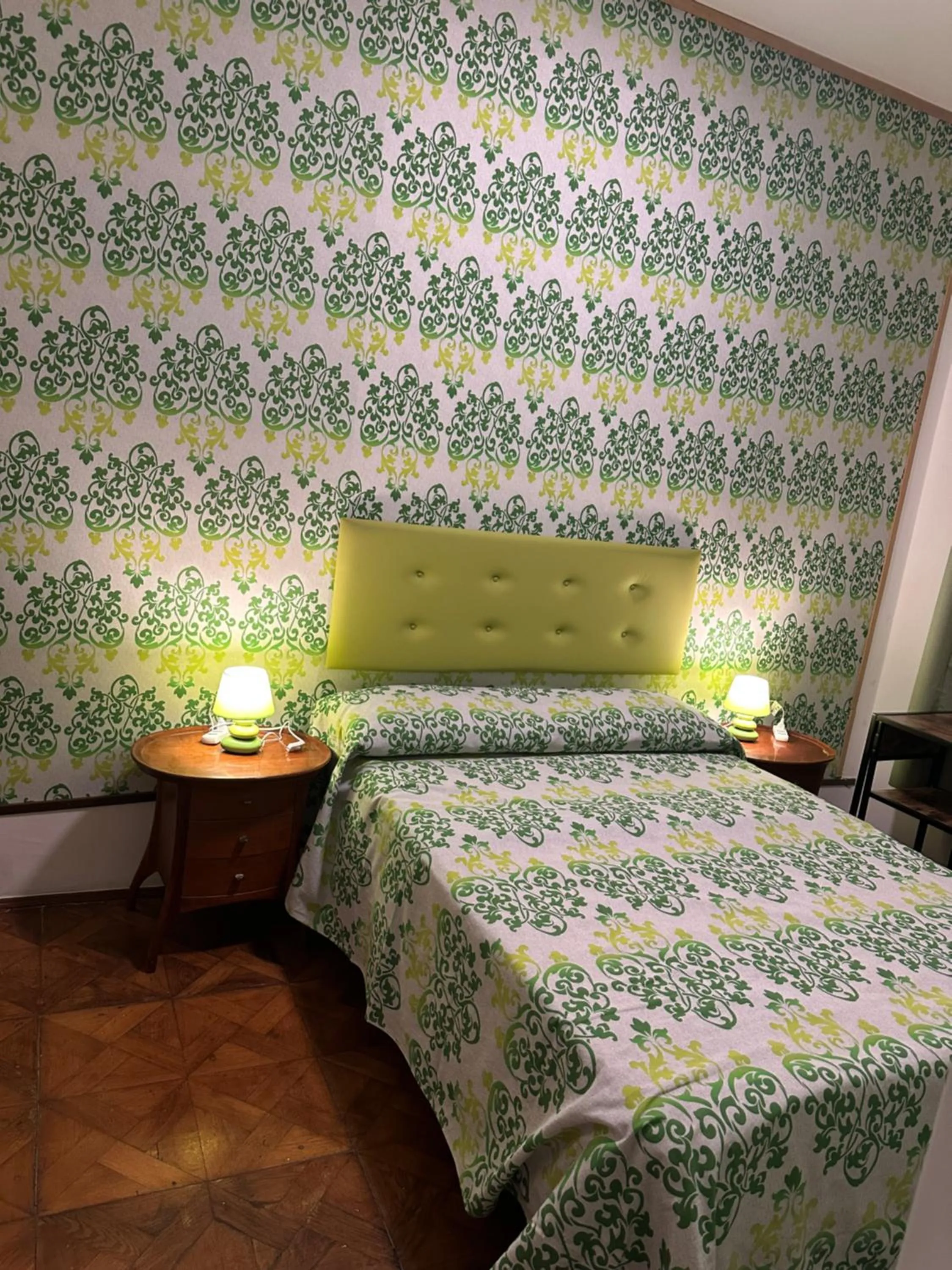 Bedroom, Bed in Venice Rainbow Apartment San Marco