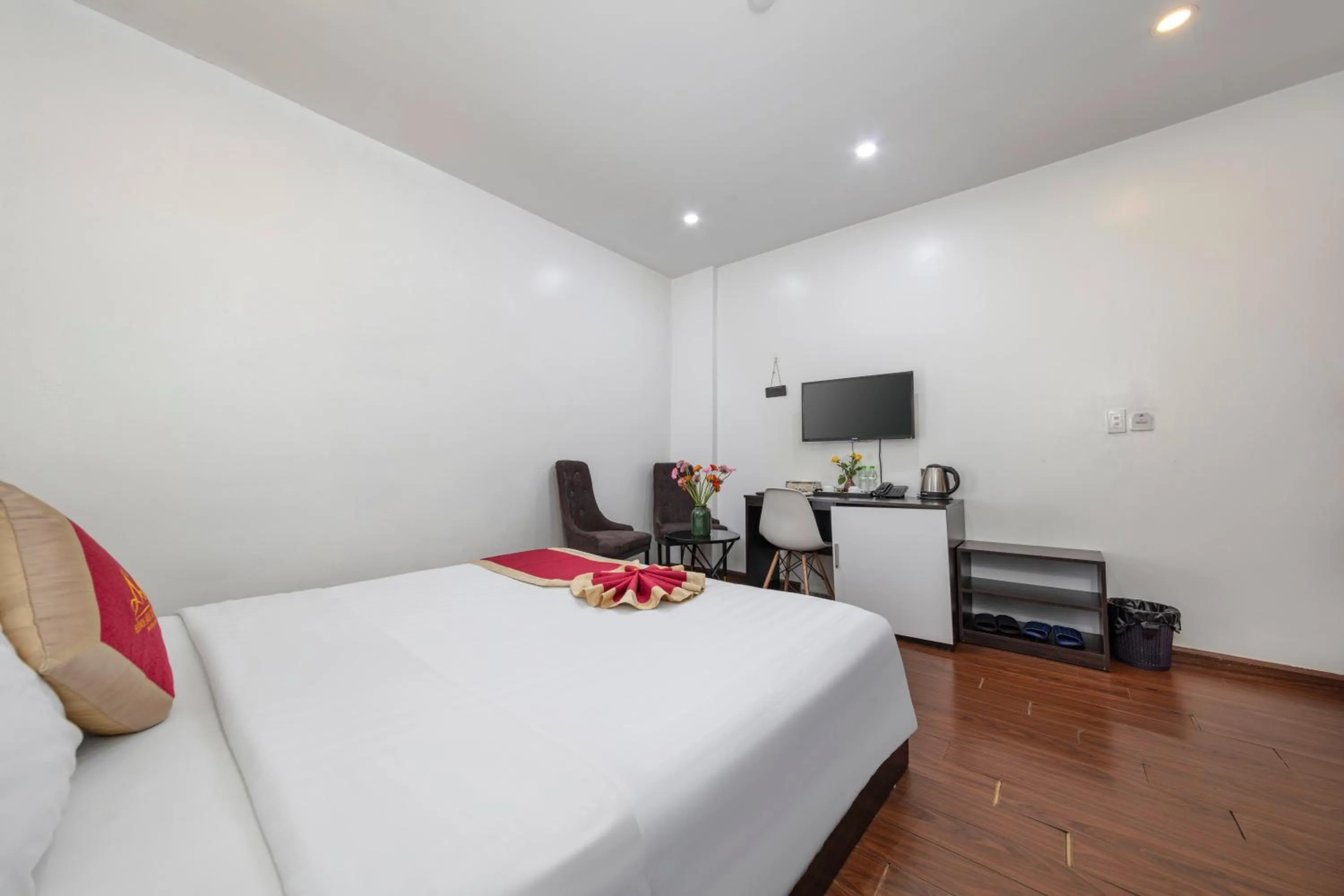 Bed in Hanoi Aria Central Hotel & Spa