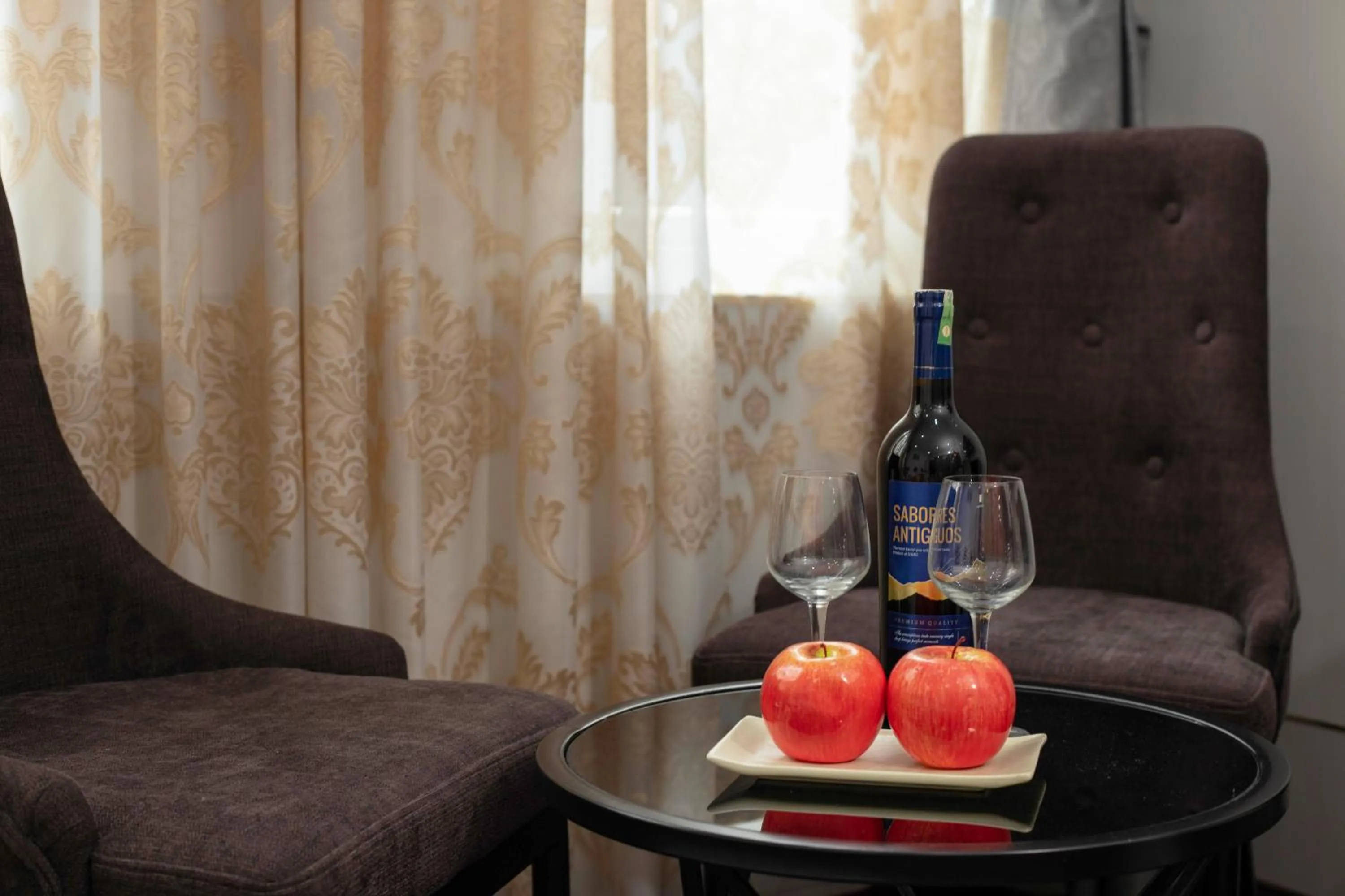 Living room in Hanoi Aria Central Hotel & Spa