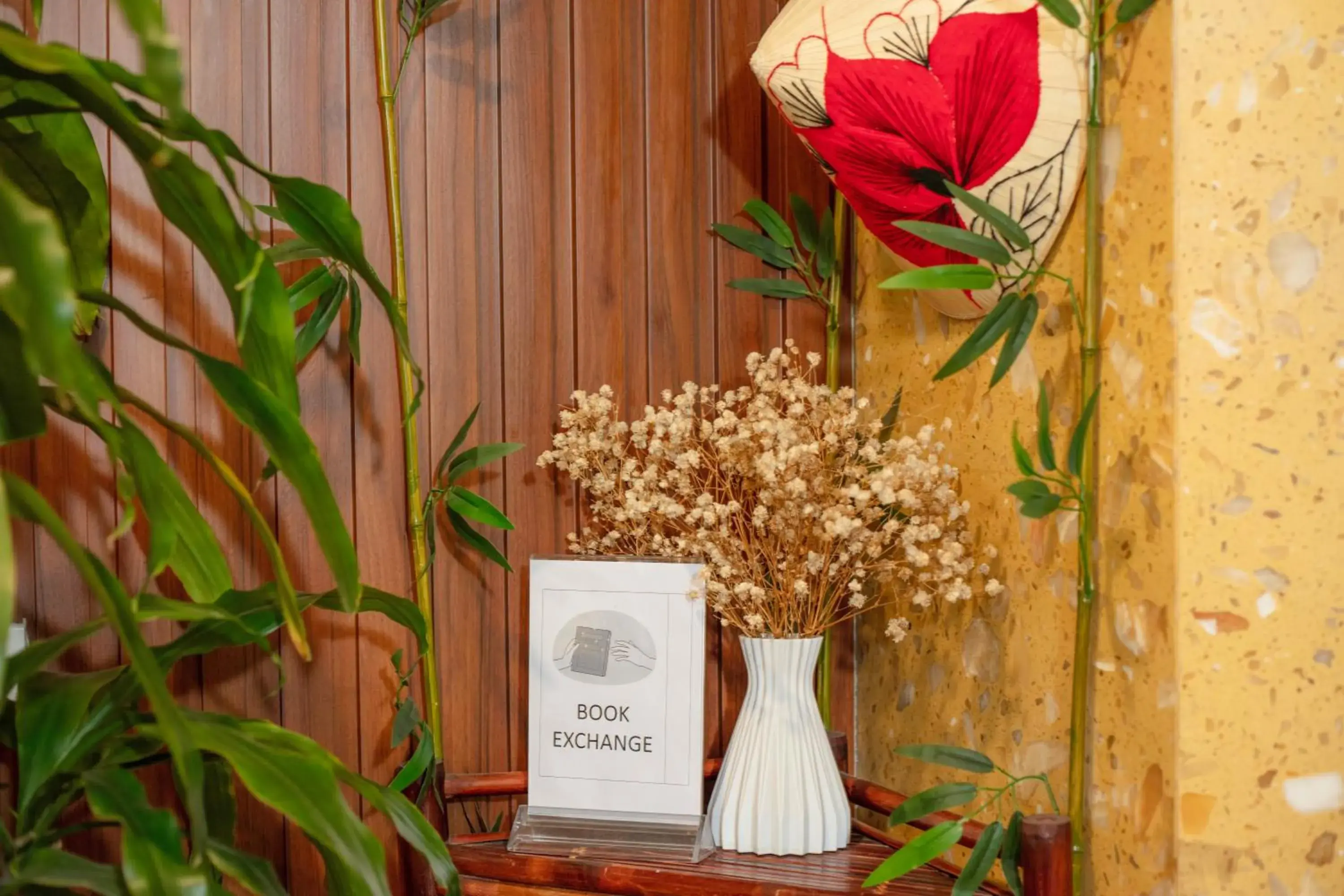 Lobby or reception in Hanoi Aria Central Hotel & Spa Lobby or reception in Hanoi Aria Central Hotel & Spa