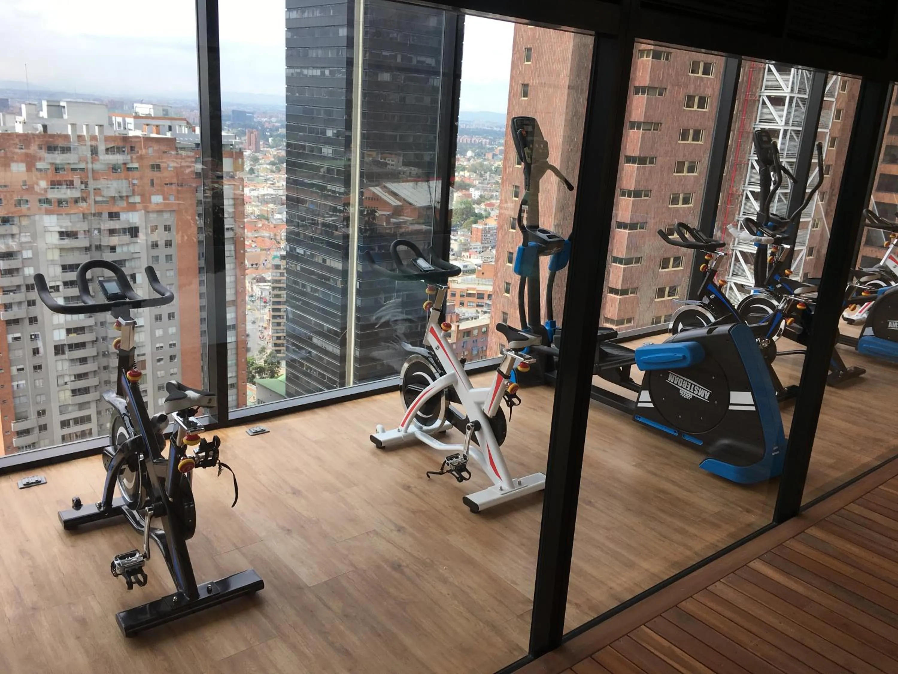 Fitness centre/facilities in Enjoy In Bogotá