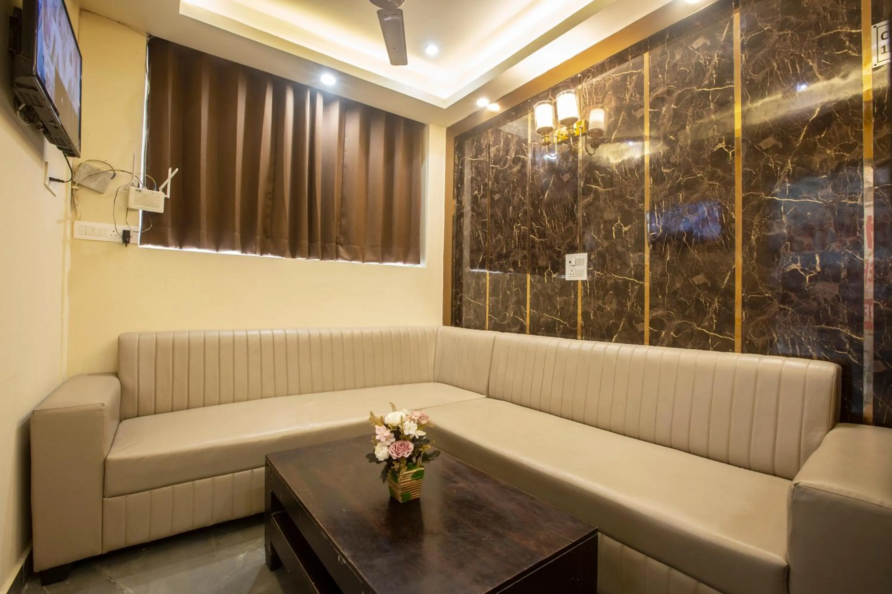 Hotel Mehak Palace By Aura