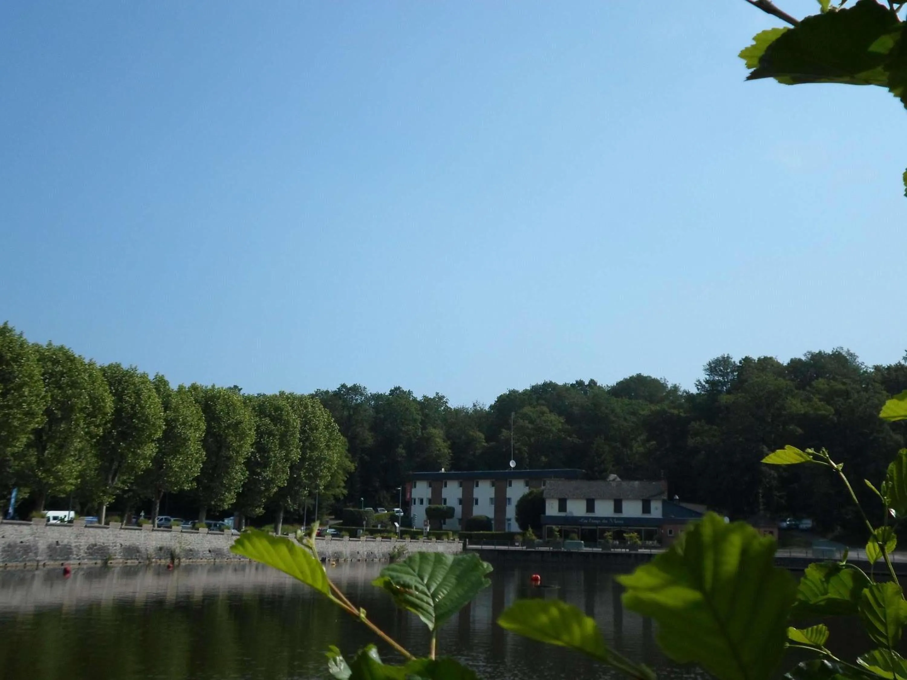 Property building in ibis les Etangs des Moines