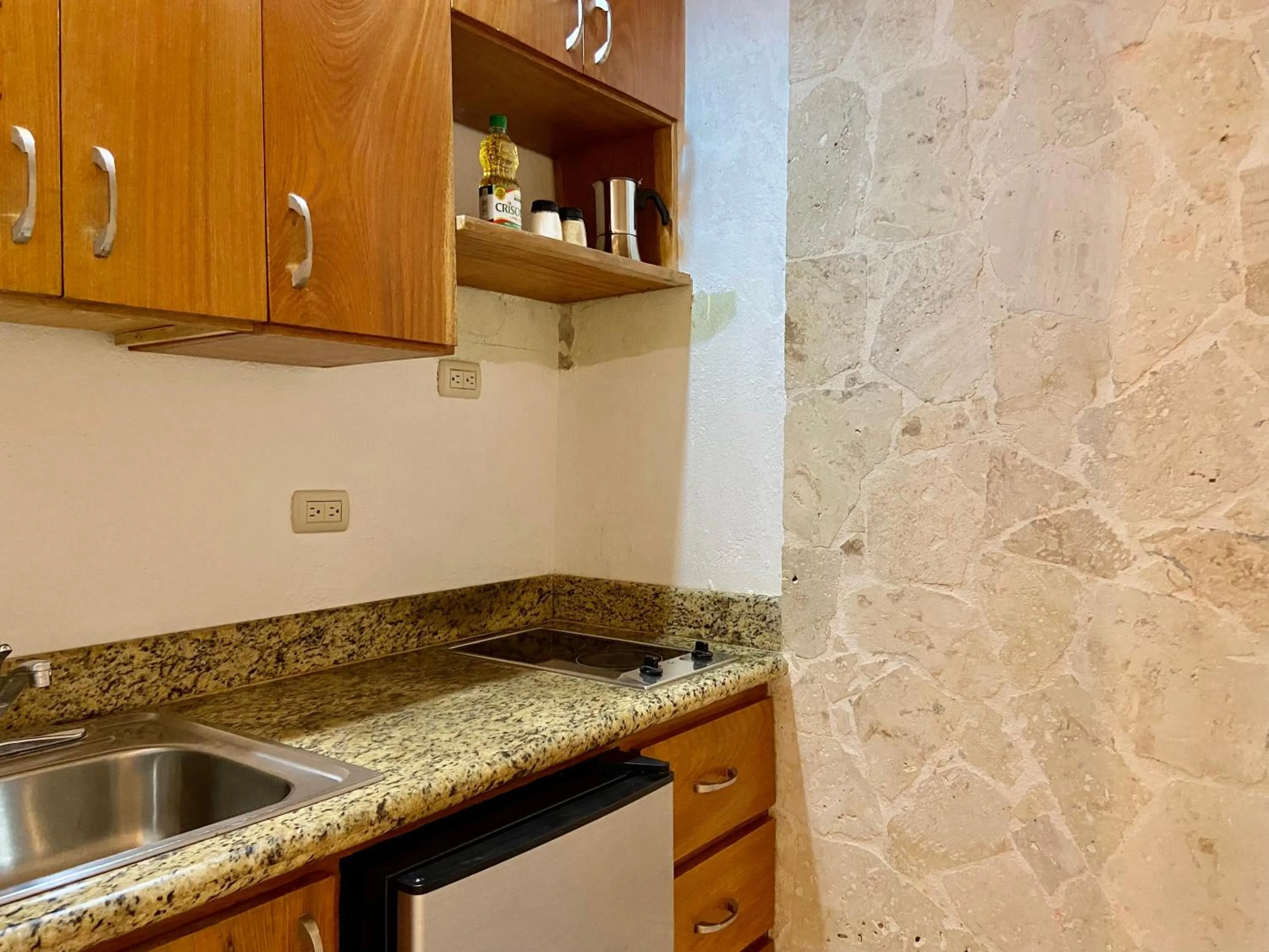 Kitchen or kitchenette in Paseo Colonial - Ermitage #5