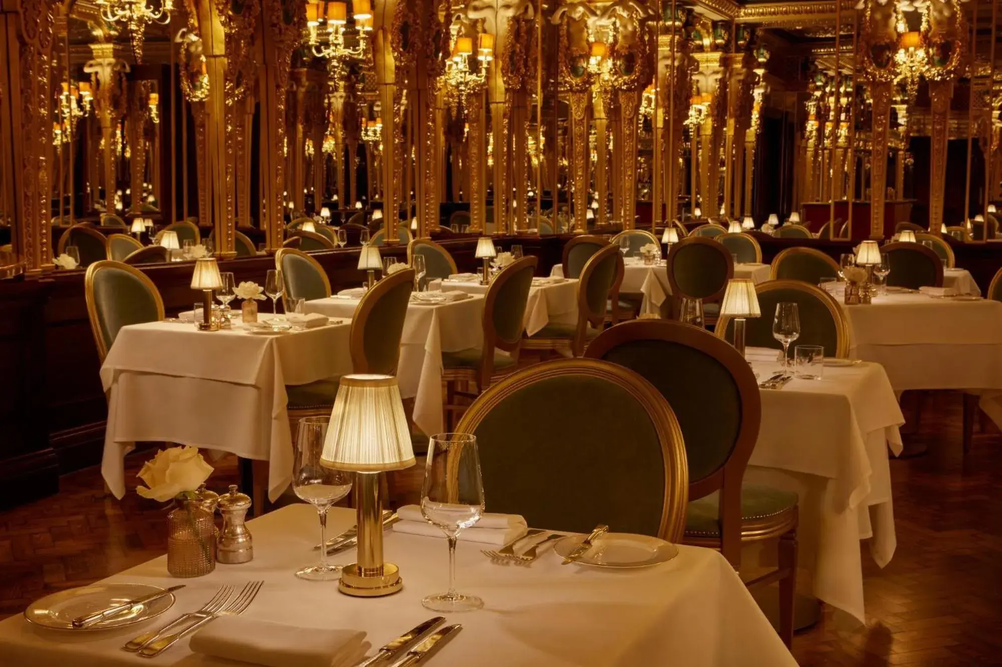 Restaurant/places to eat in Hotel Cafe Royal Restaurant/places to eat in Hotel Cafe Royal