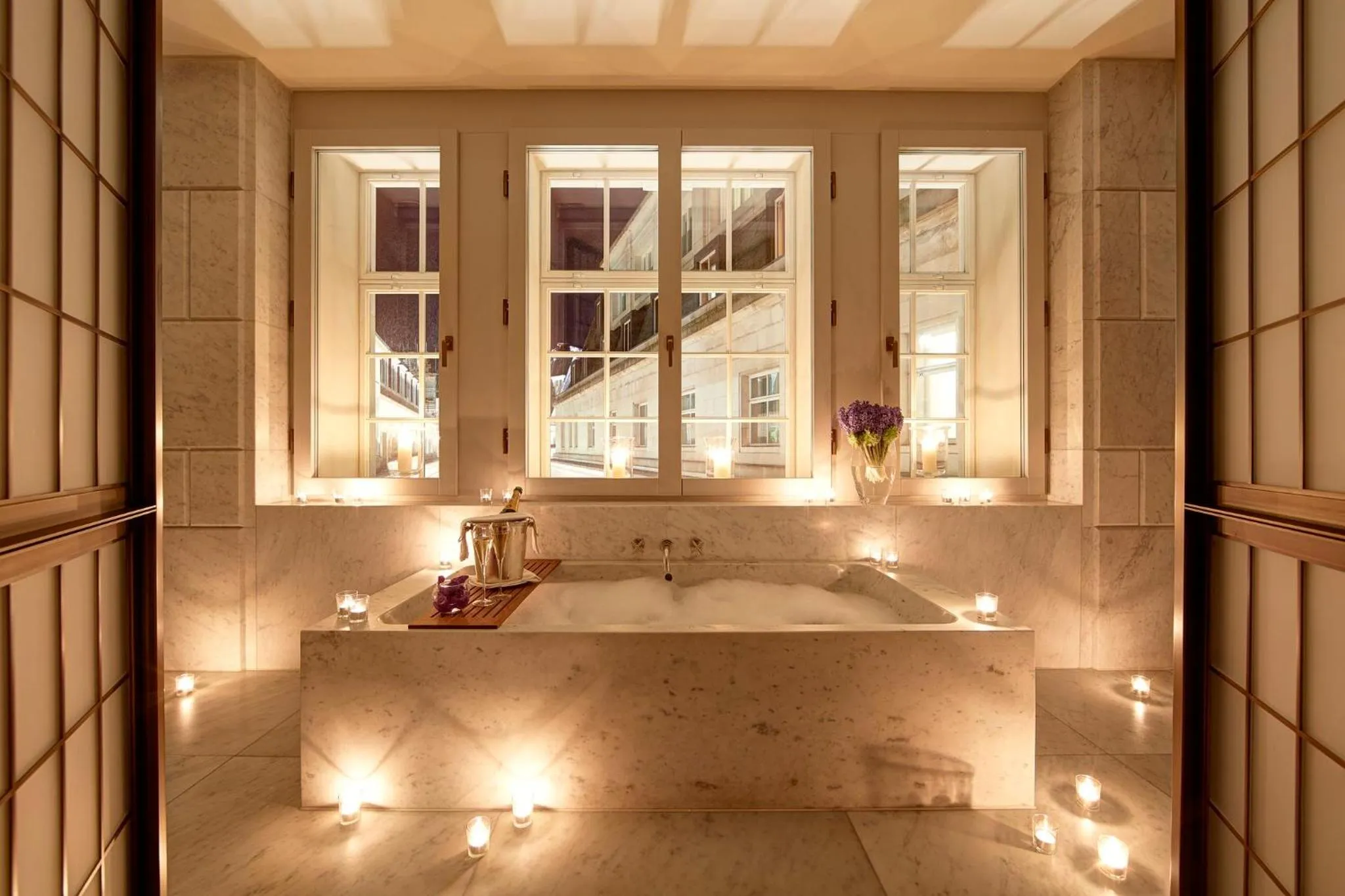 Bathroom in Hotel Cafe Royal