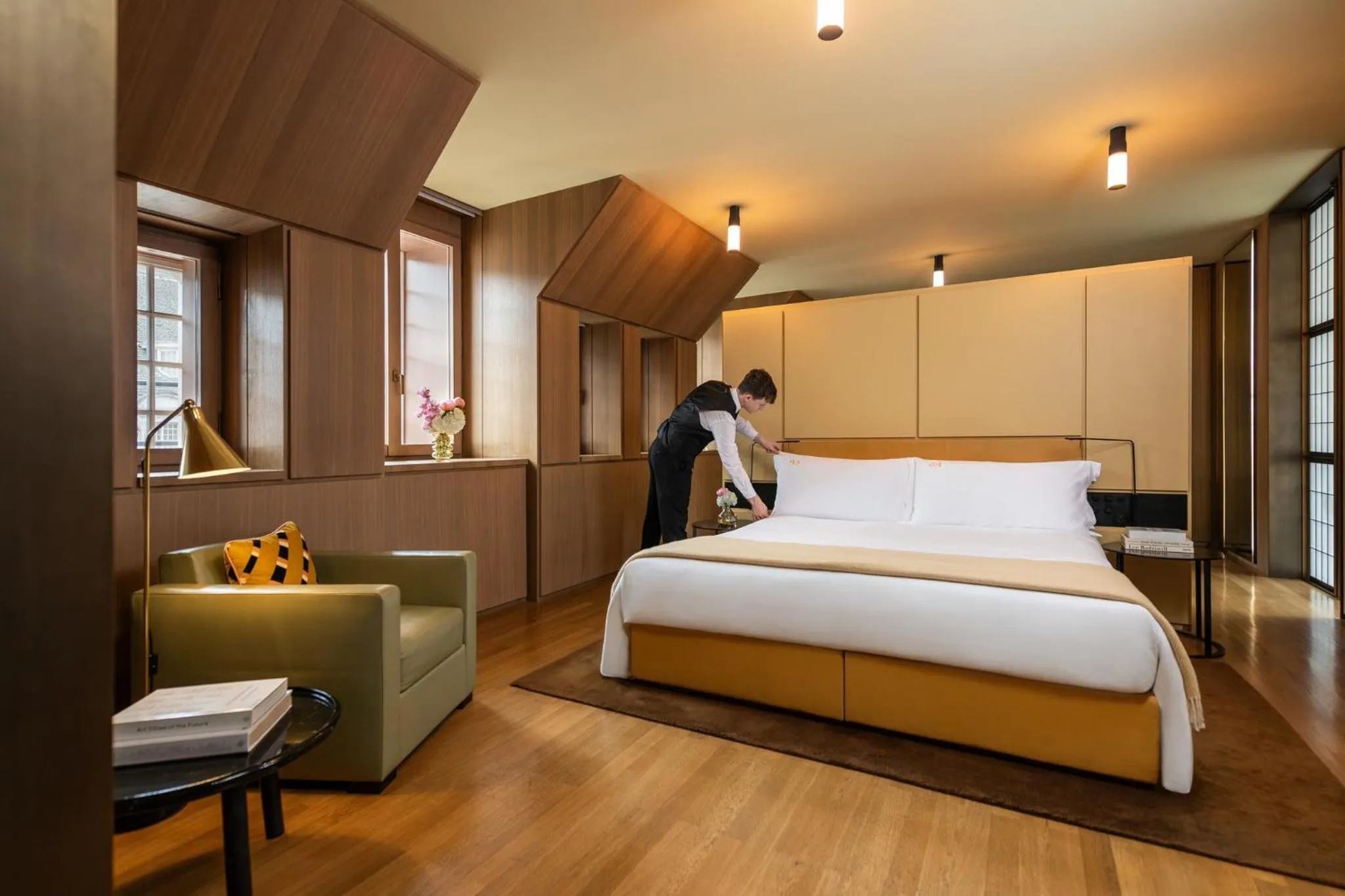 Restaurant/places to eat, Bed in Hotel Cafe Royal