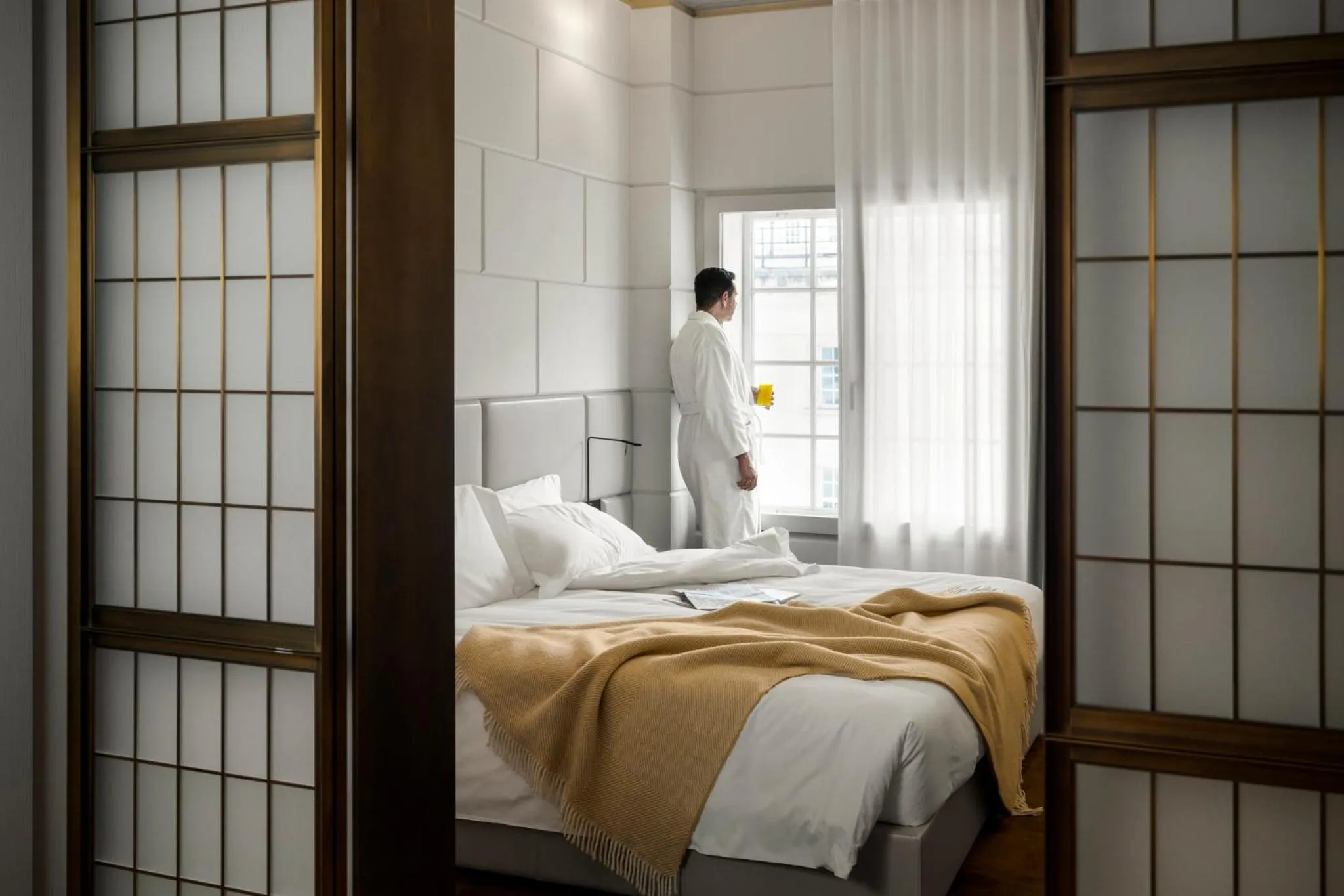 Photo of the whole room, Bed in Hotel Cafe Royal