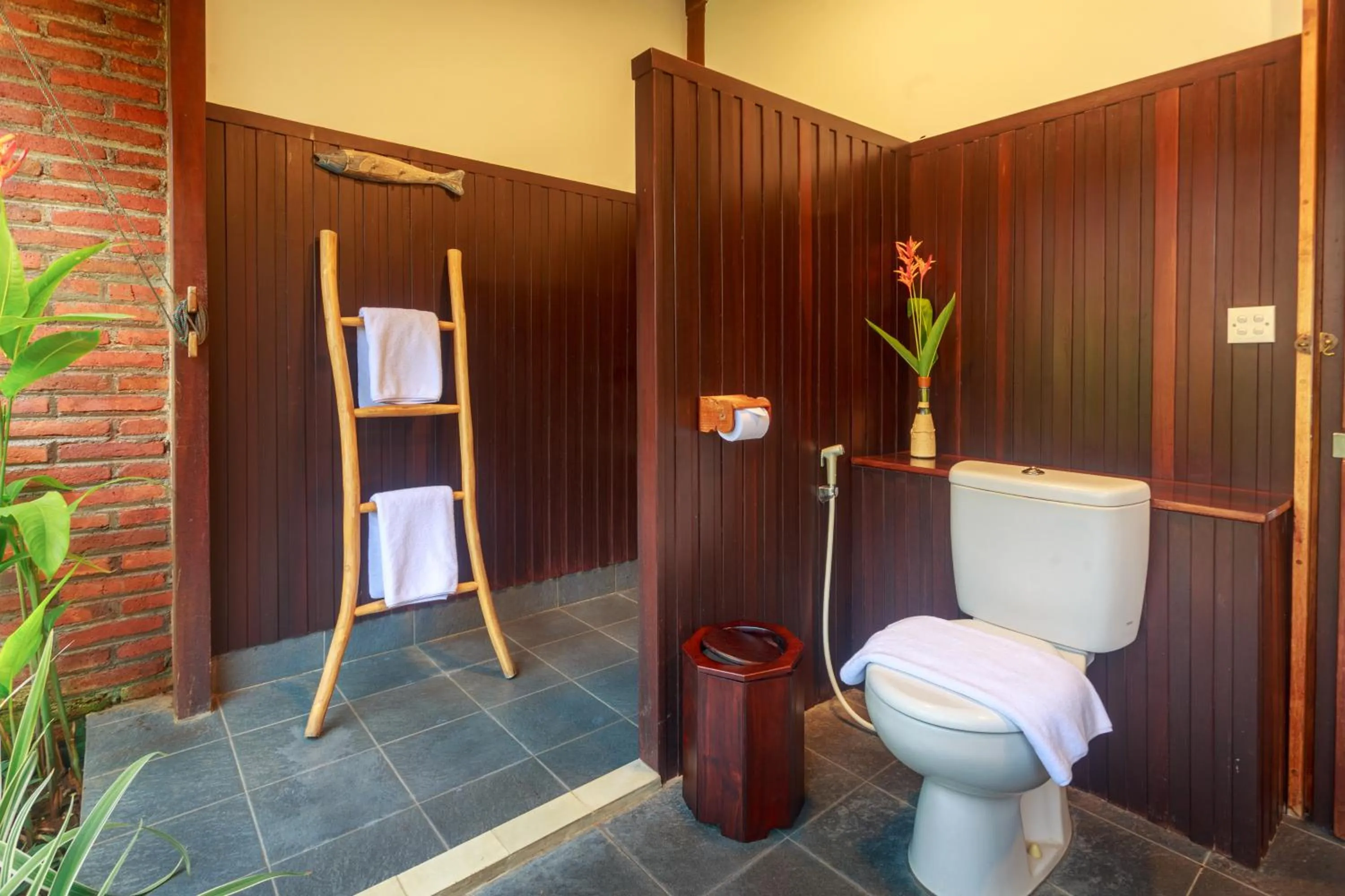 Bathroom in Villa So Long Banyuwangi - Ijen