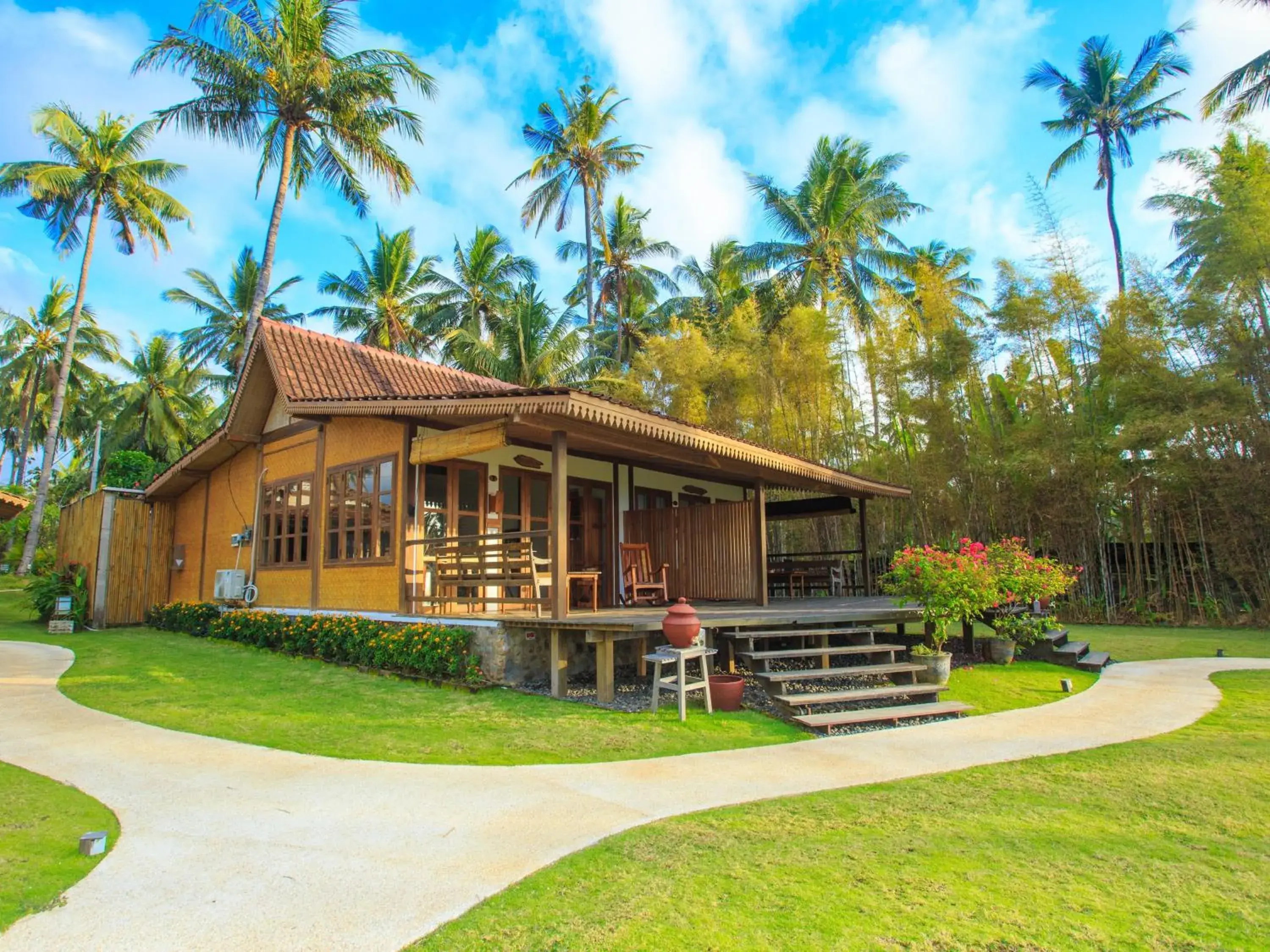 Suite Cottage Ocean King Bed with Sea View in Villa So Long Banyuwangi - Ijen Suite Cottage Ocean King Bed with Sea View in Villa So Long Banyuwangi - Ijen