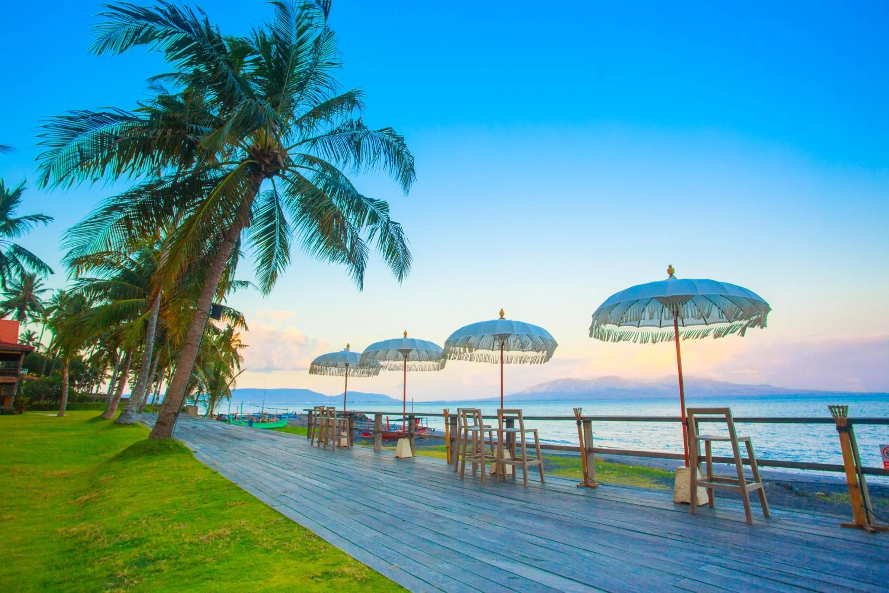 Sunrise in Villa So Long Banyuwangi - Ijen