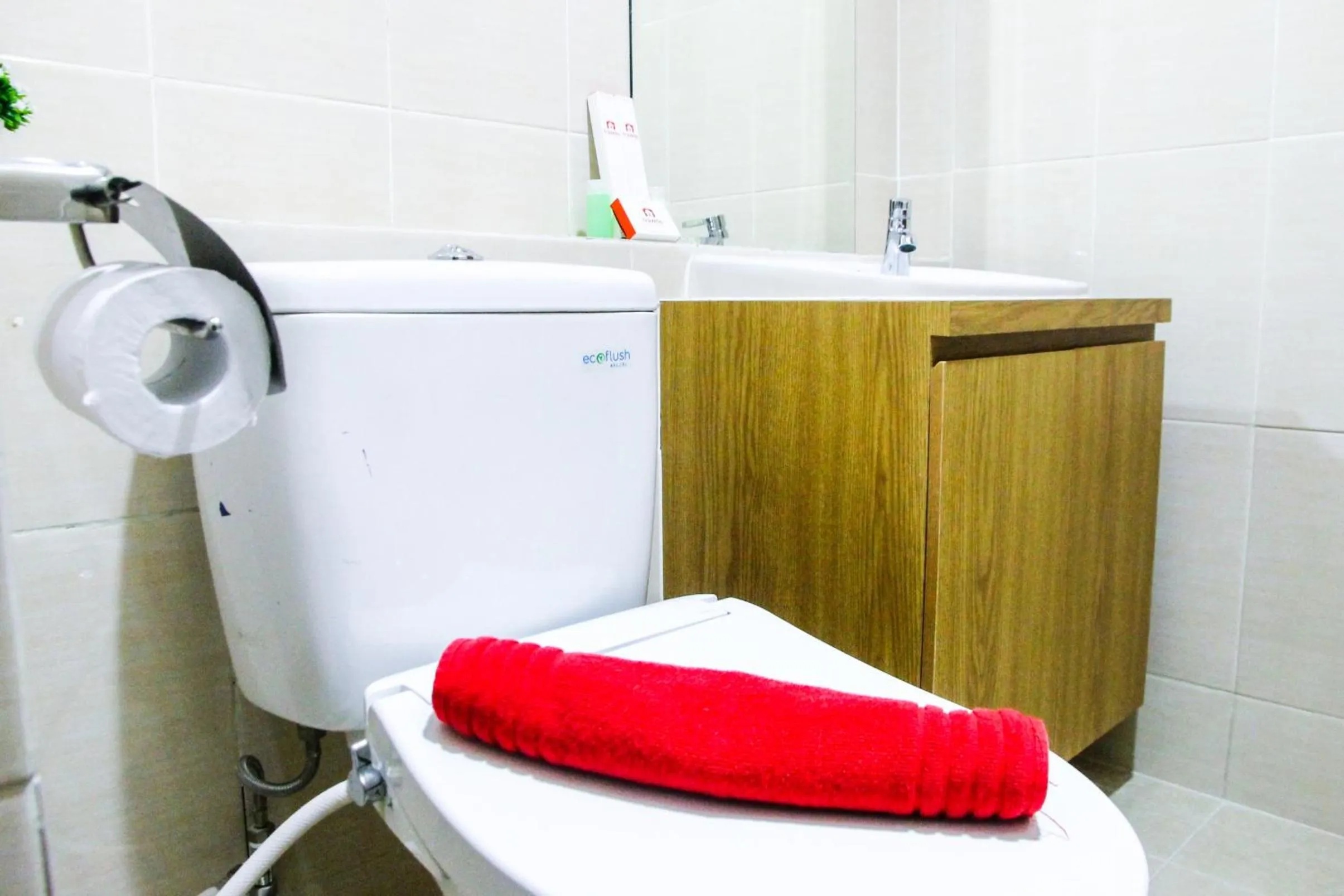 Scandinavian Japanese Style Studio The Oasis Apartment By Travelio