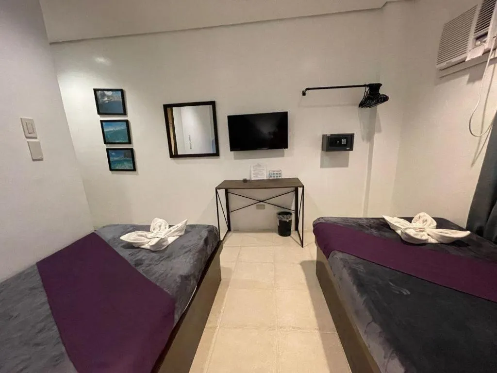 Bedroom, Bed in Coron Ecolodge