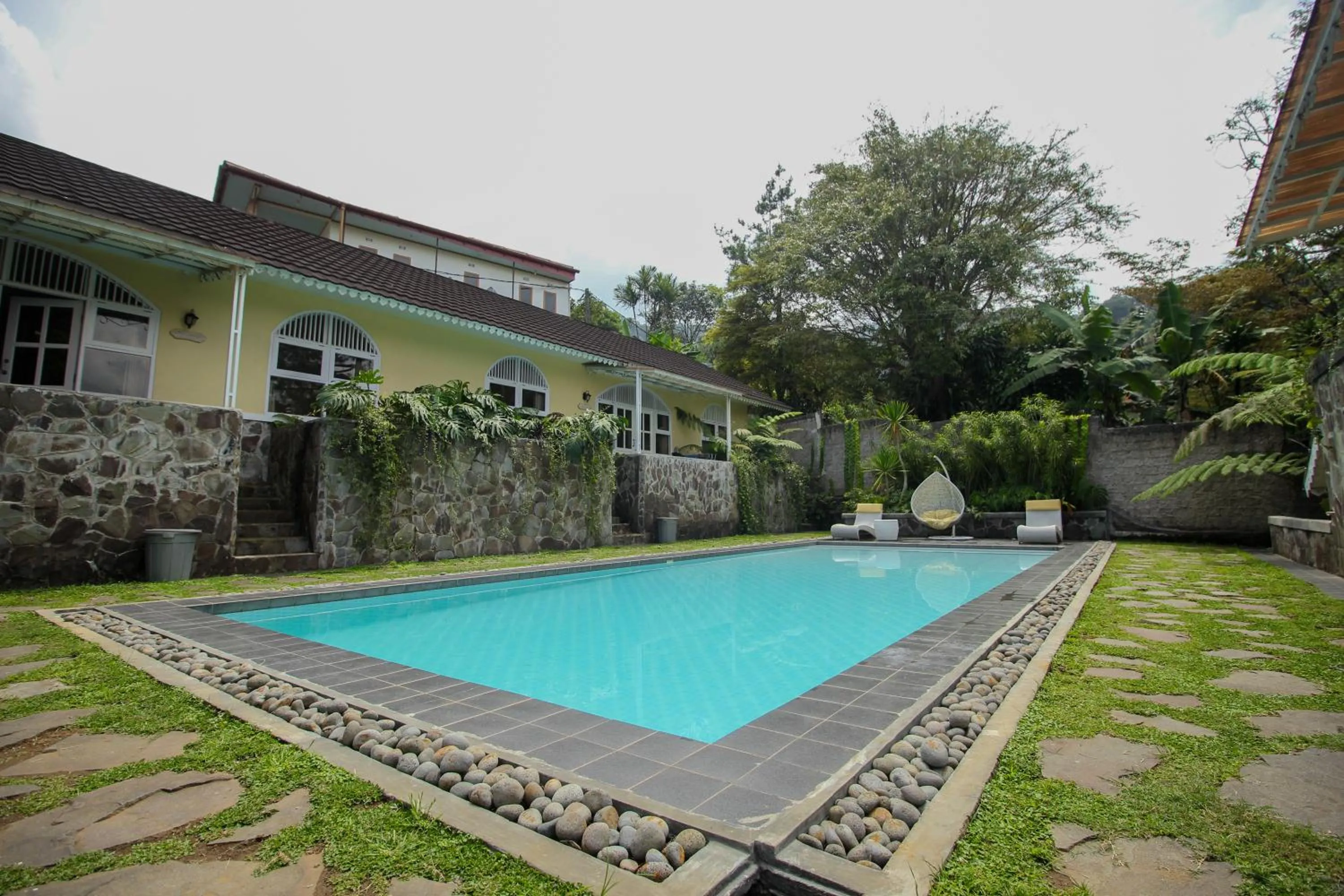 Swimming pool in d'Oasis Mountain Resort