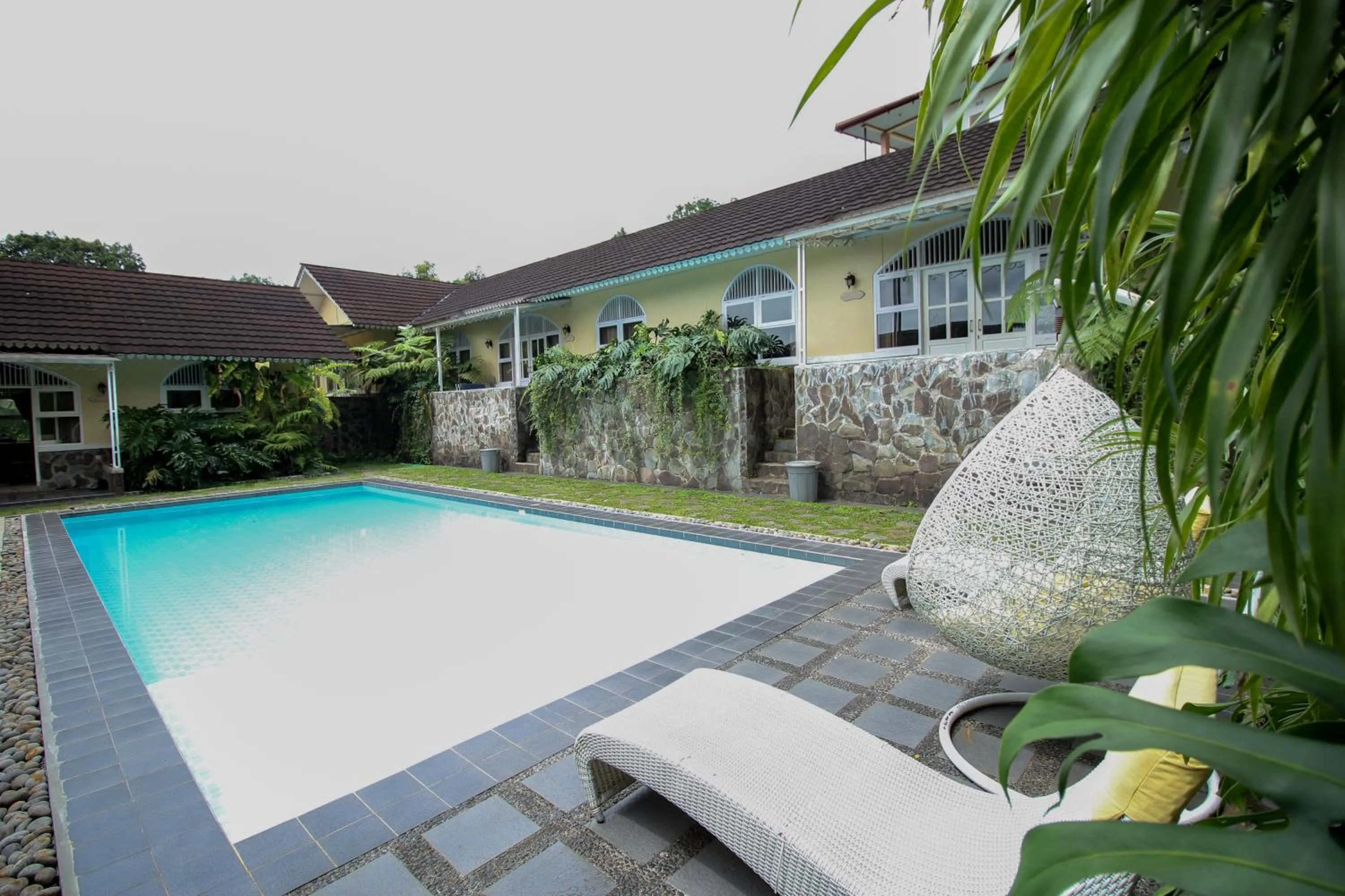 Swimming pool in d'Oasis Mountain Resort