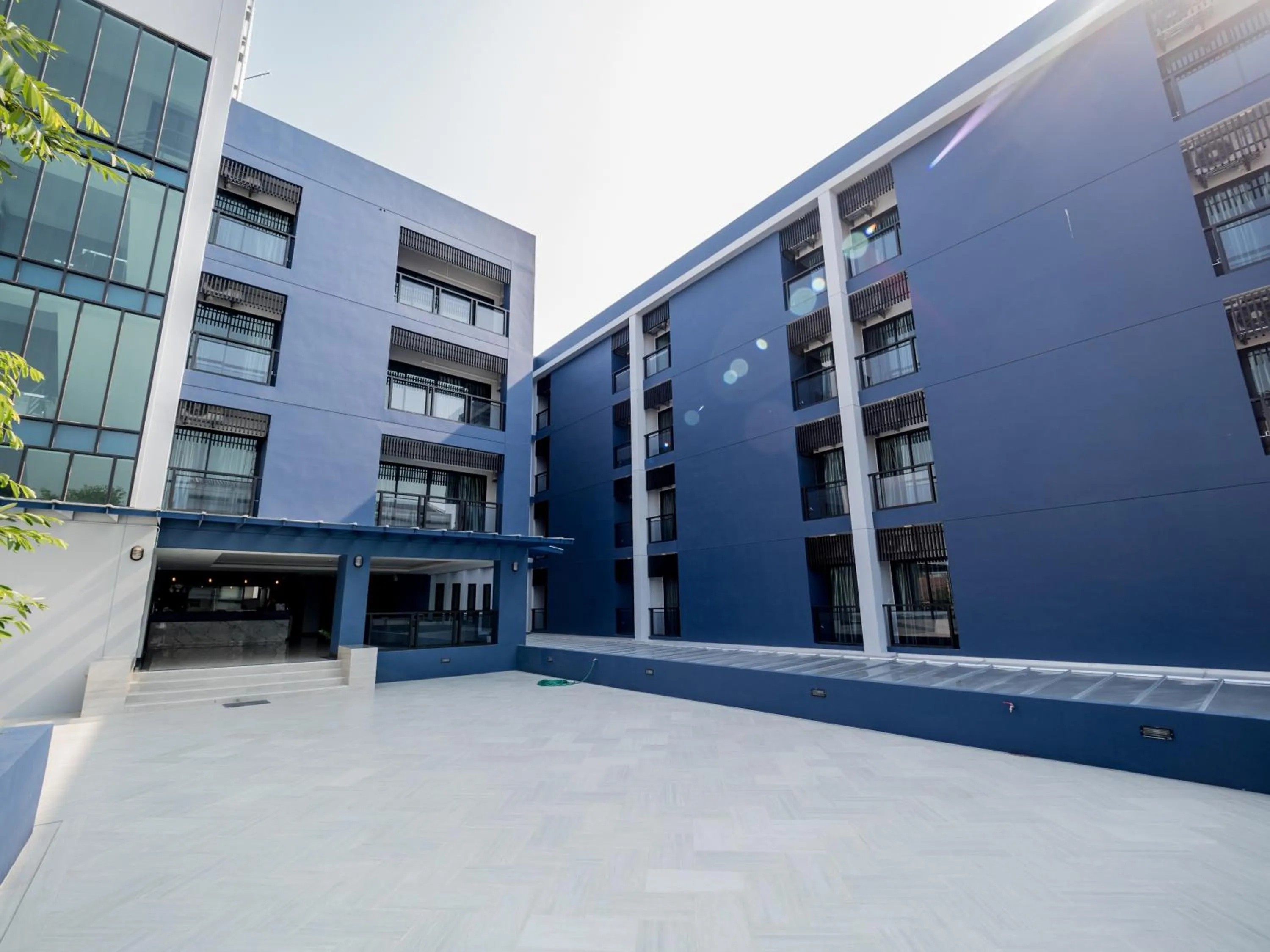 Property building in Tassana Place